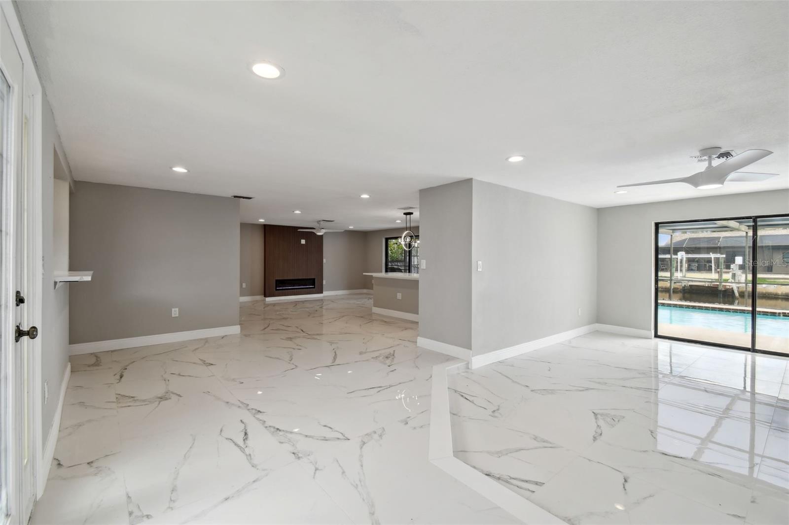 Image 11 of 37 For 9921 San Mateo Way