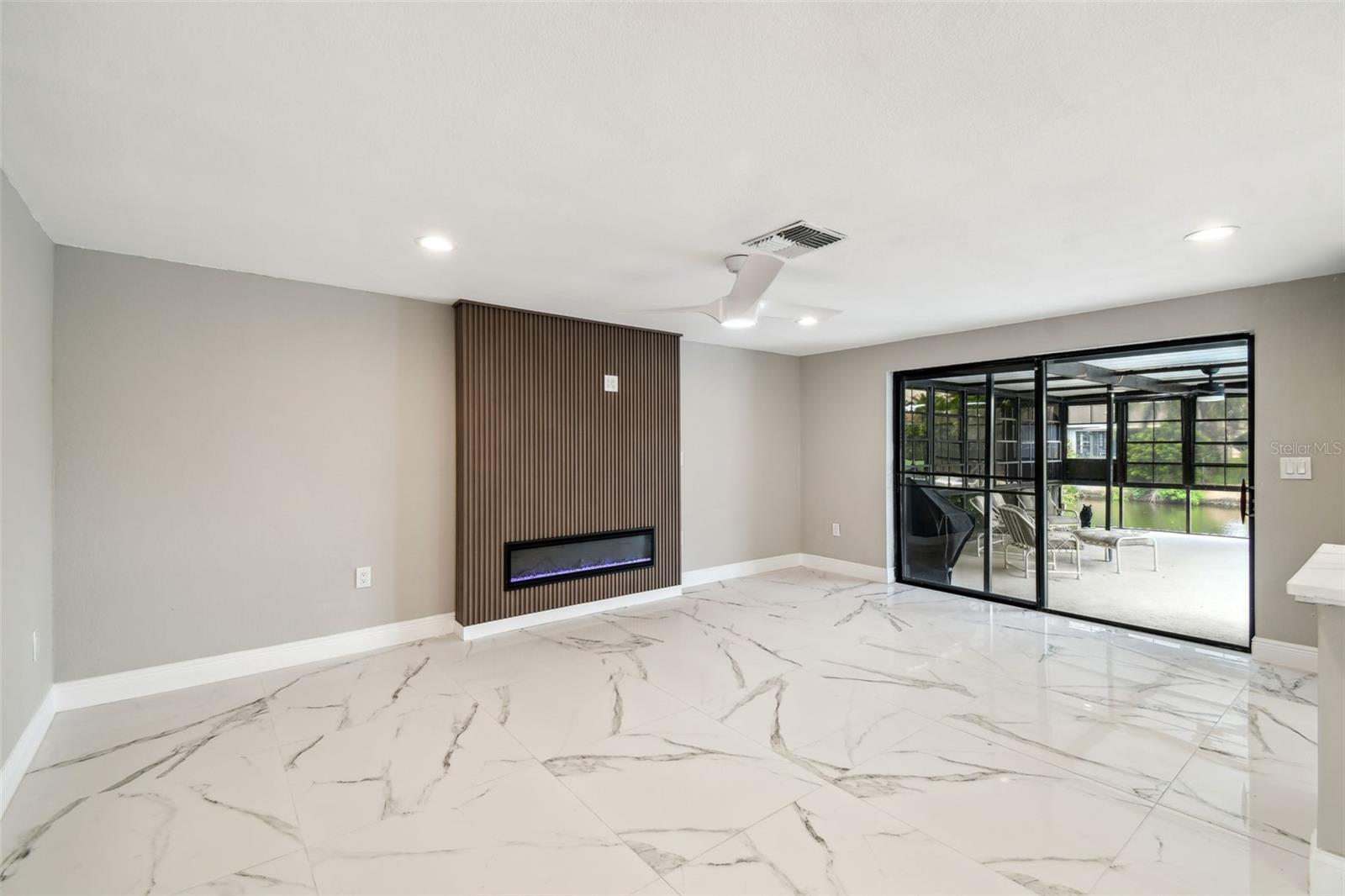 Image 17 of 37 For 9921 San Mateo Way