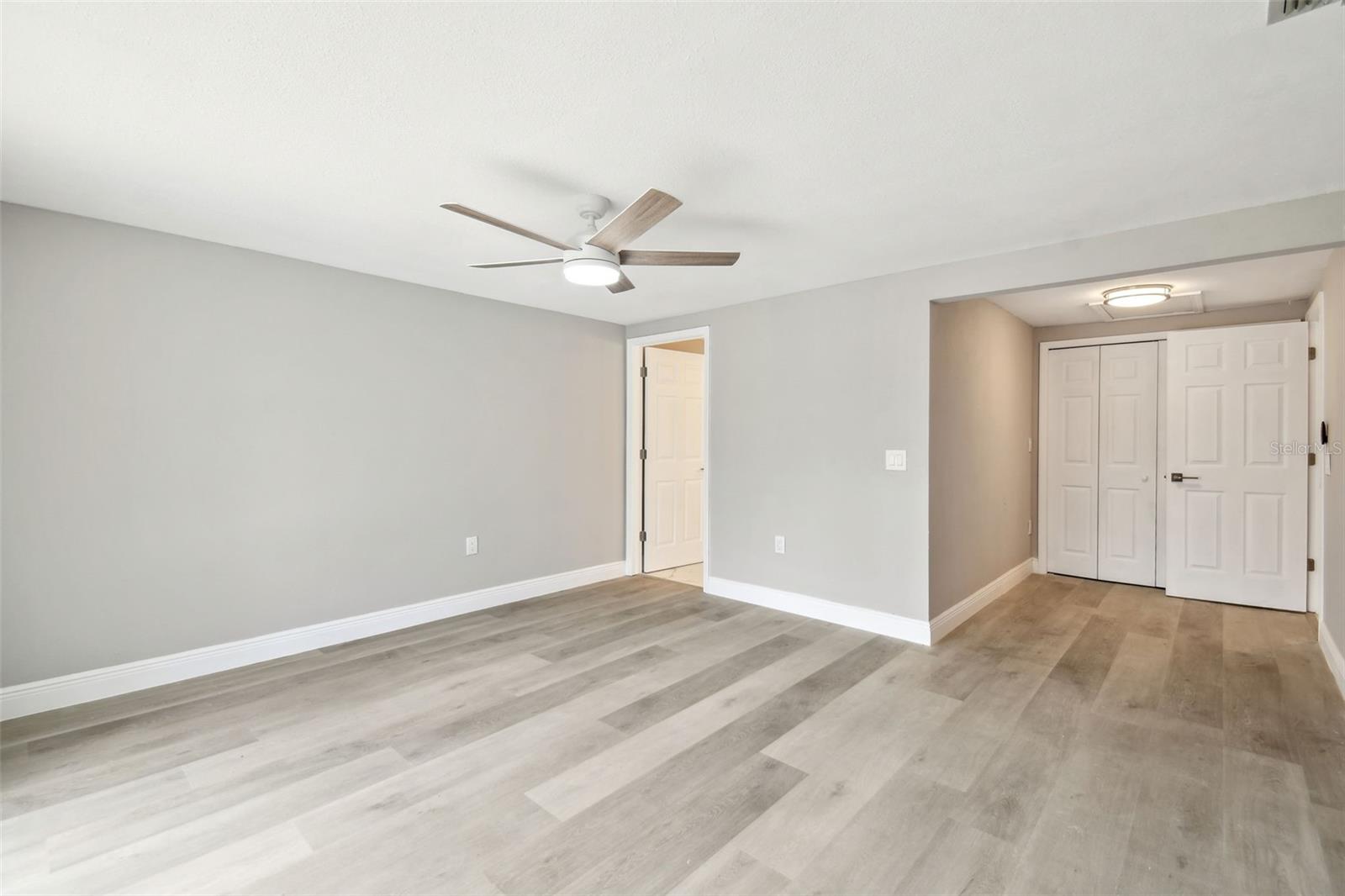 Image 18 of 37 For 9921 San Mateo Way