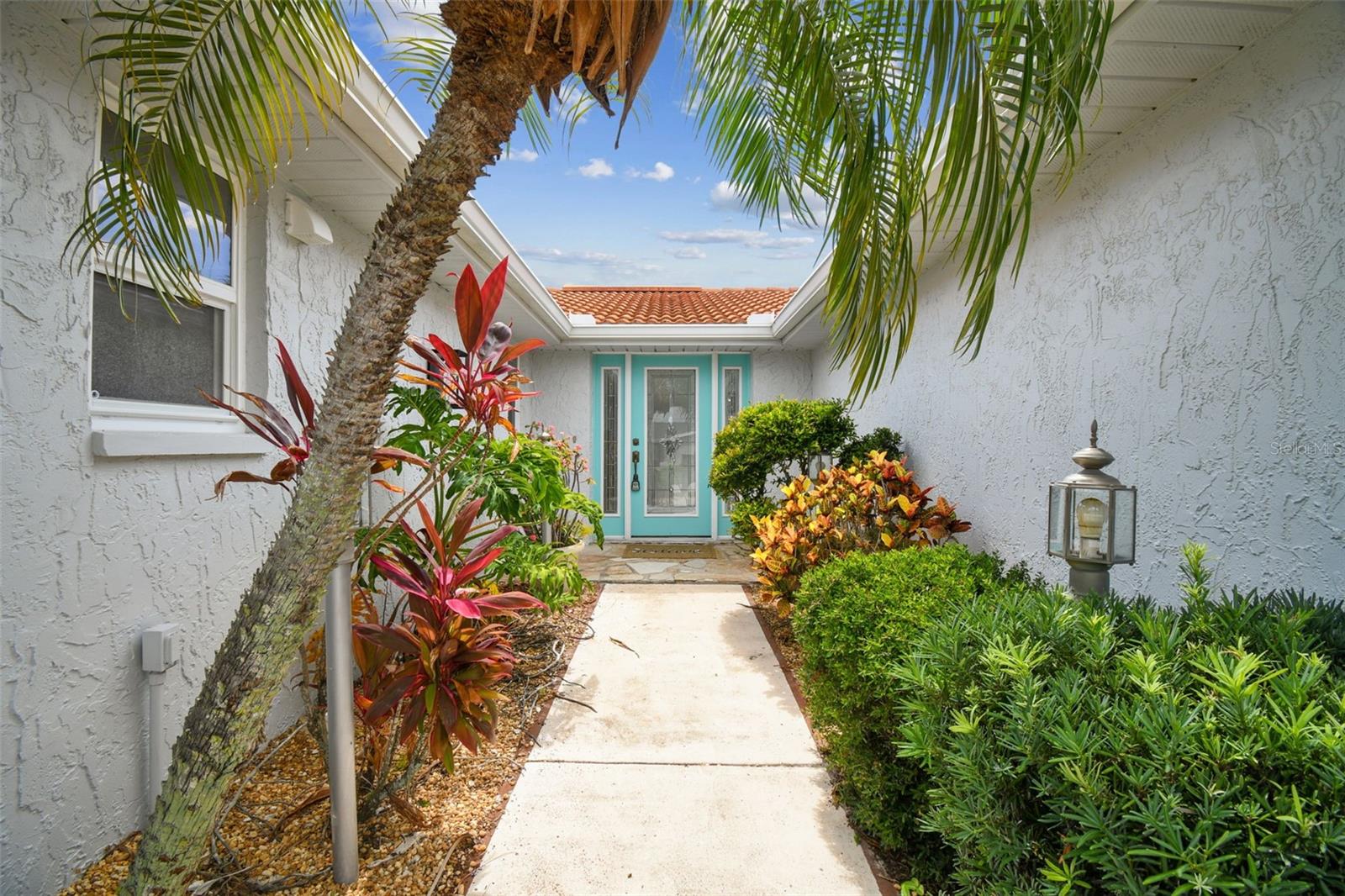 Image 7 of 37 For 9921 San Mateo Way