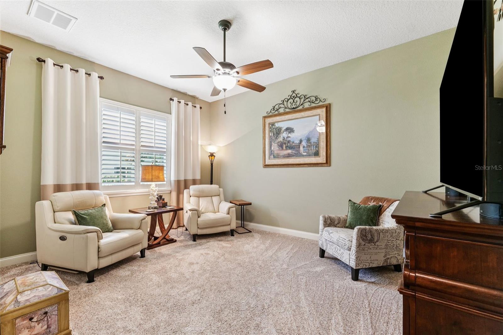 Image 29 of 47 For 5121 Delacroix Drive