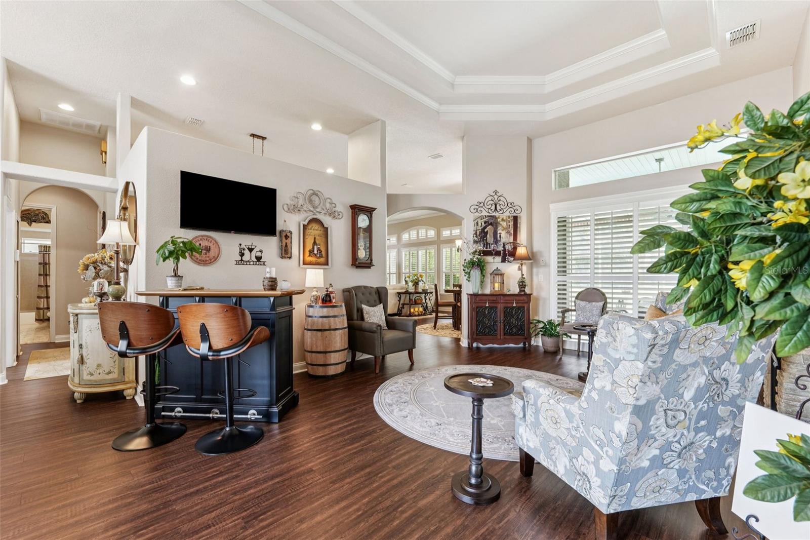Image 9 of 47 For 5121 Delacroix Drive