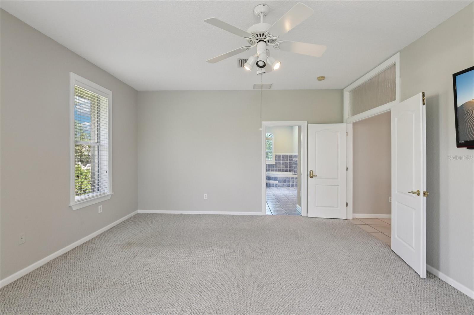 Listing photo id 18 for 4052 Marine Parkway