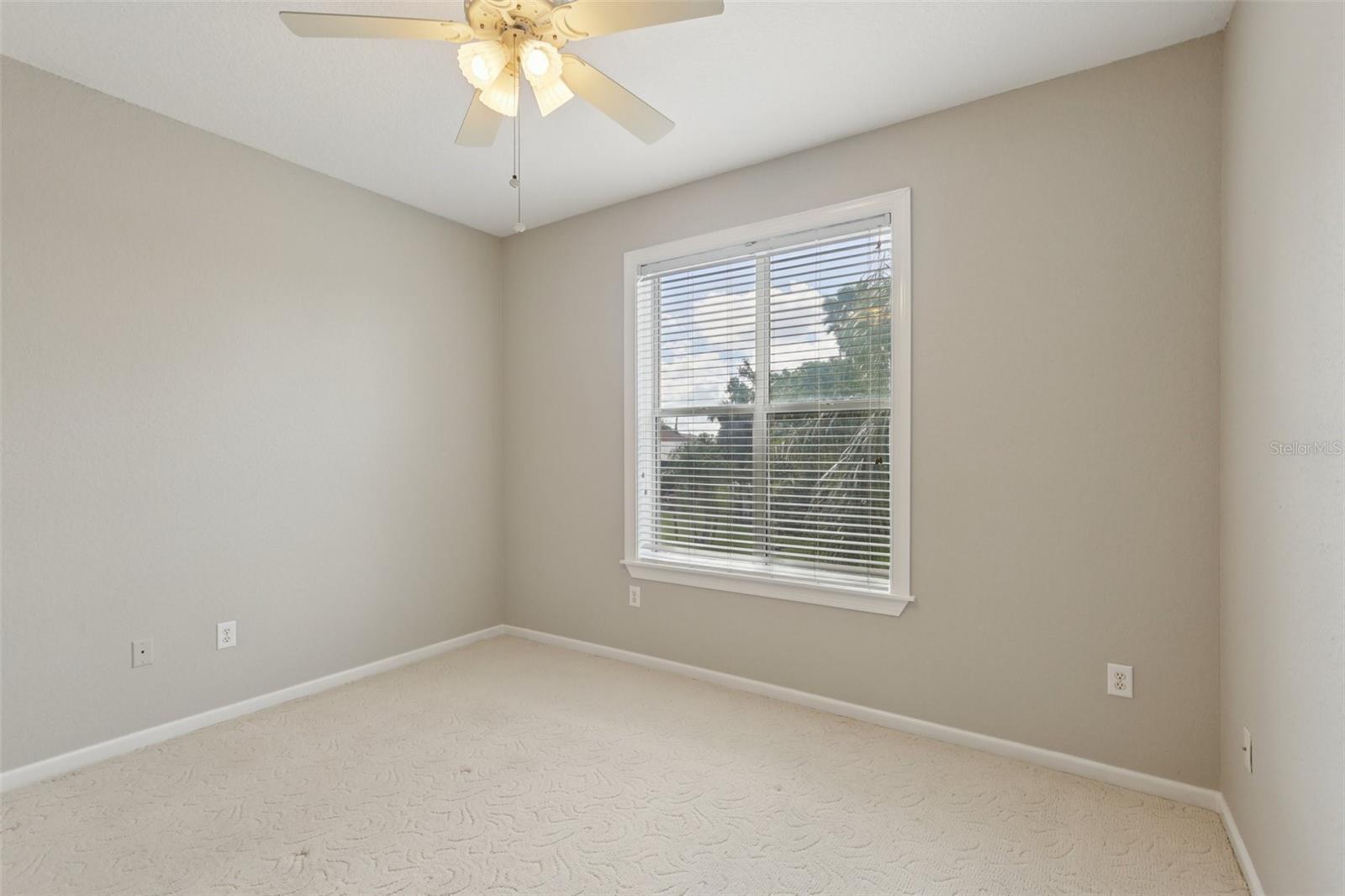 Listing photo id 23 for 4052 Marine Parkway