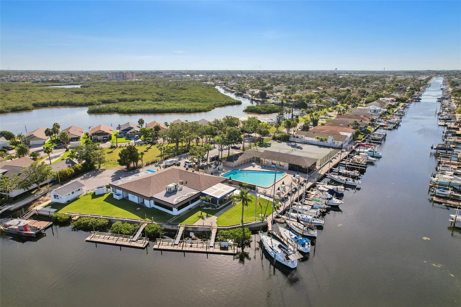 Listing photo id 64 for 4052 Marine Parkway