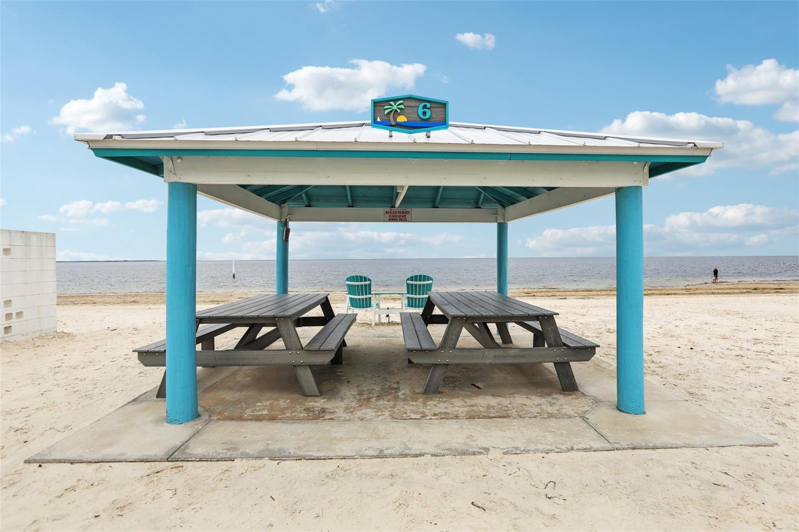 Listing photo id 79 for 4052 Marine Parkway