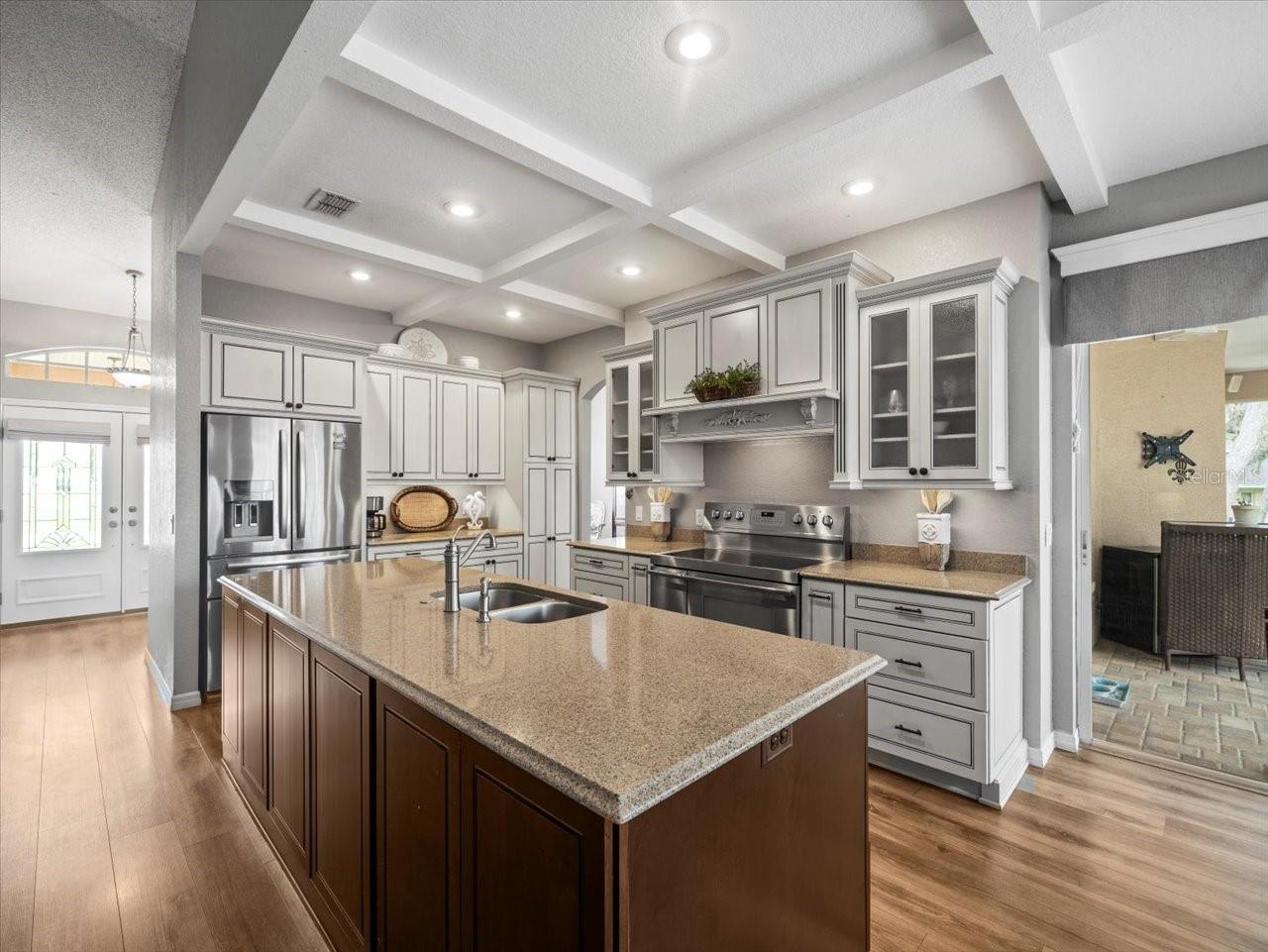 Image 18 of 72 For 12060 Sapphire Drive