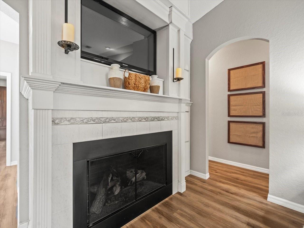 Image 31 of 72 For 12060 Sapphire Drive