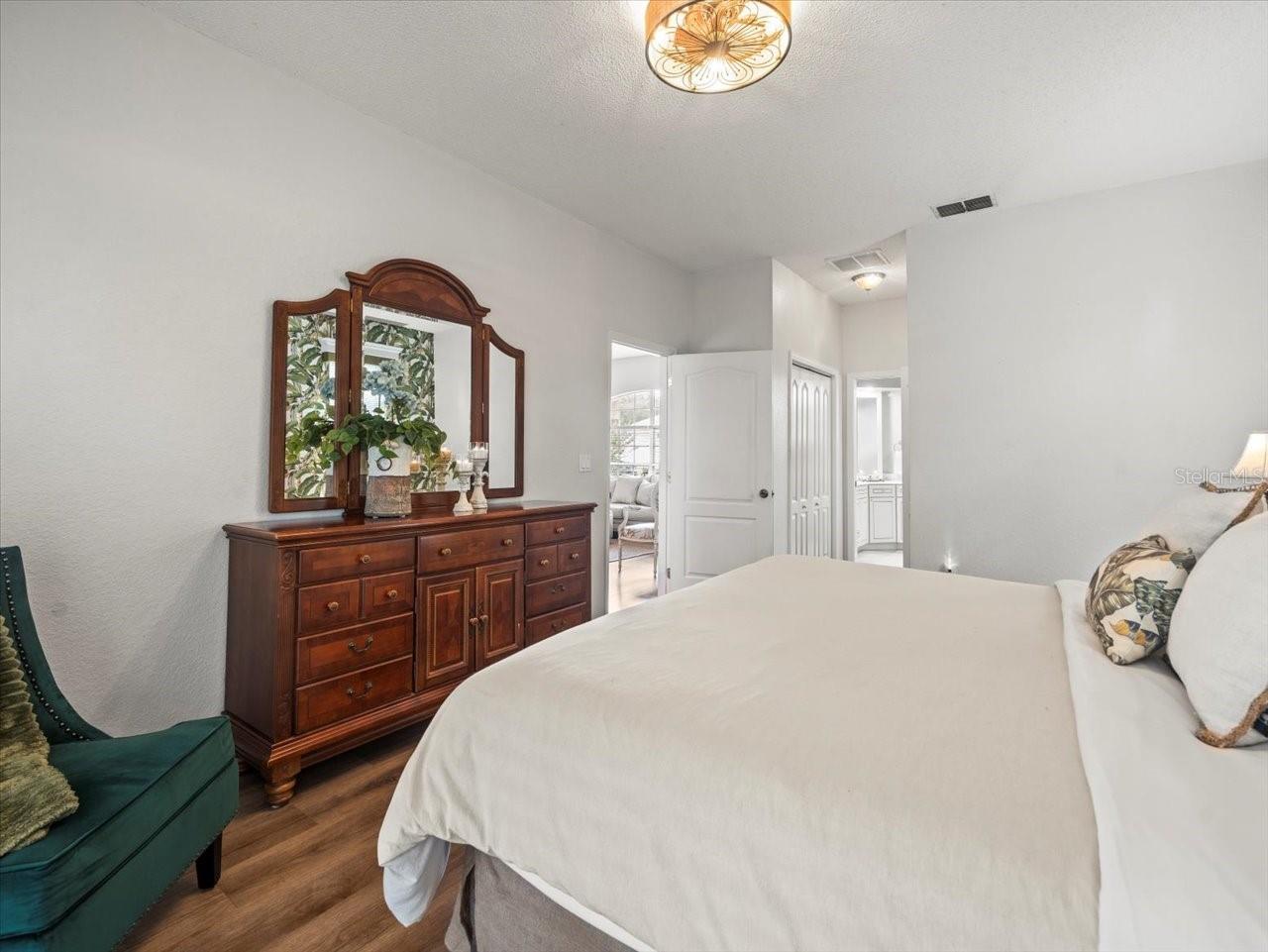 Image 35 of 72 For 12060 Sapphire Drive