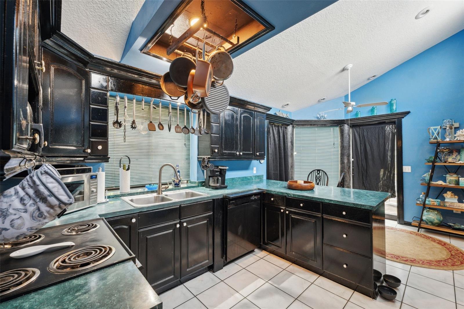 Image 16 of 31 For 6491 Steuben Street