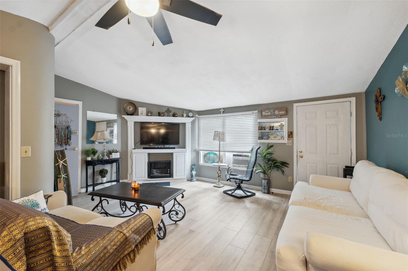 Image 7 of 31 For 6491 Steuben Street