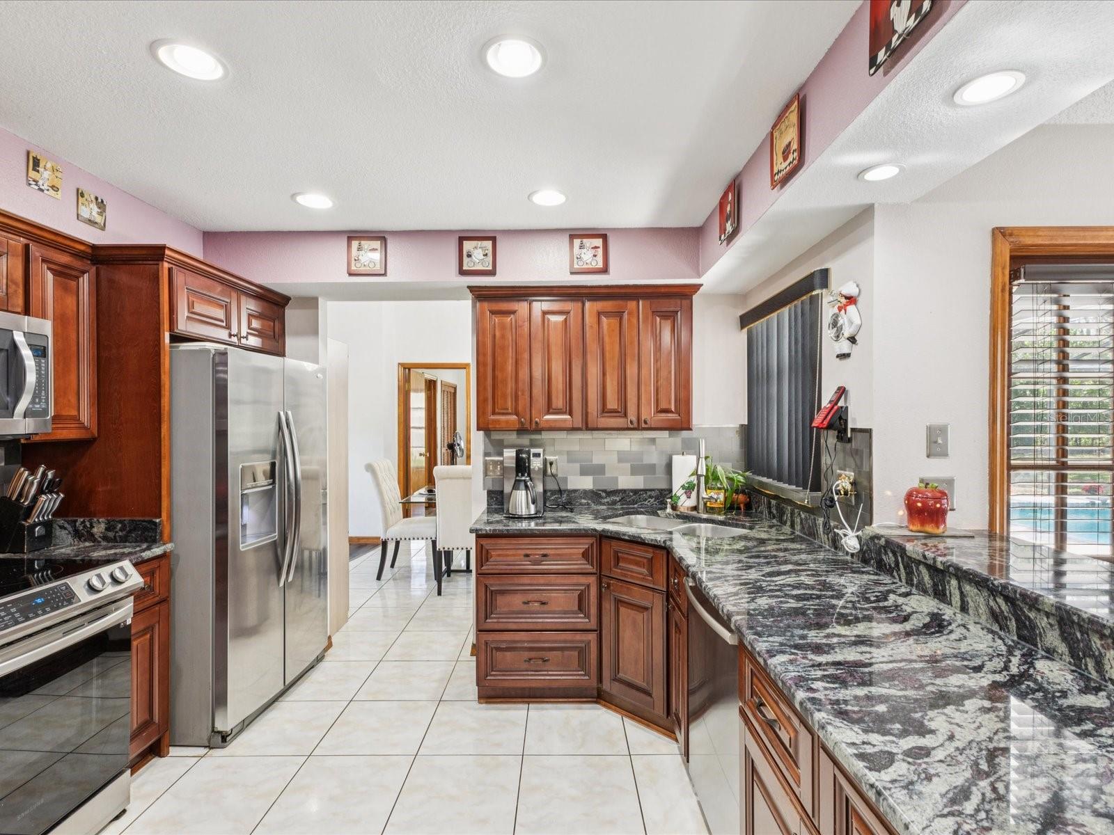 Image 15 of 44 For 2404 Knoll Drive