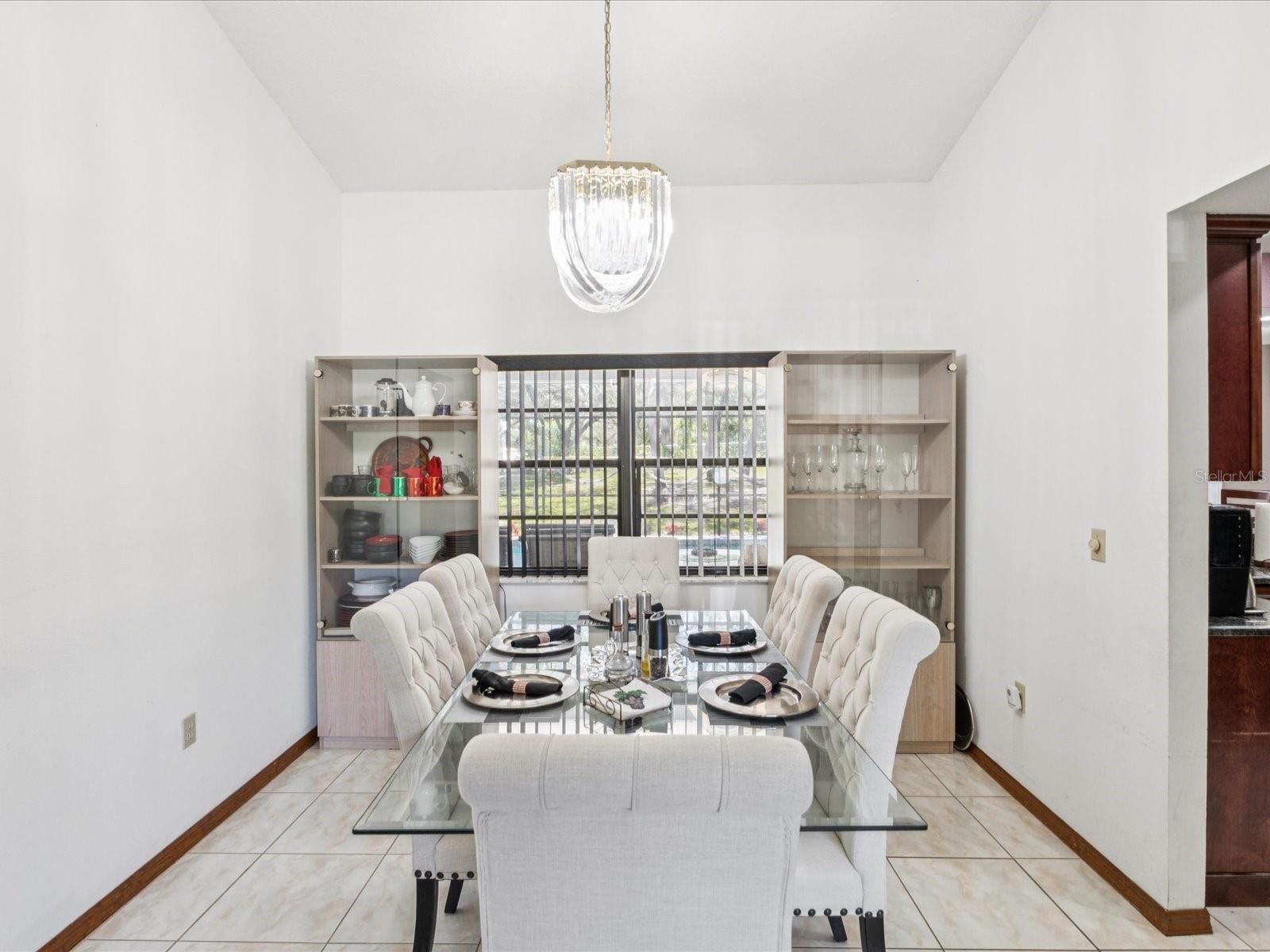 Image 16 of 44 For 2404 Knoll Drive