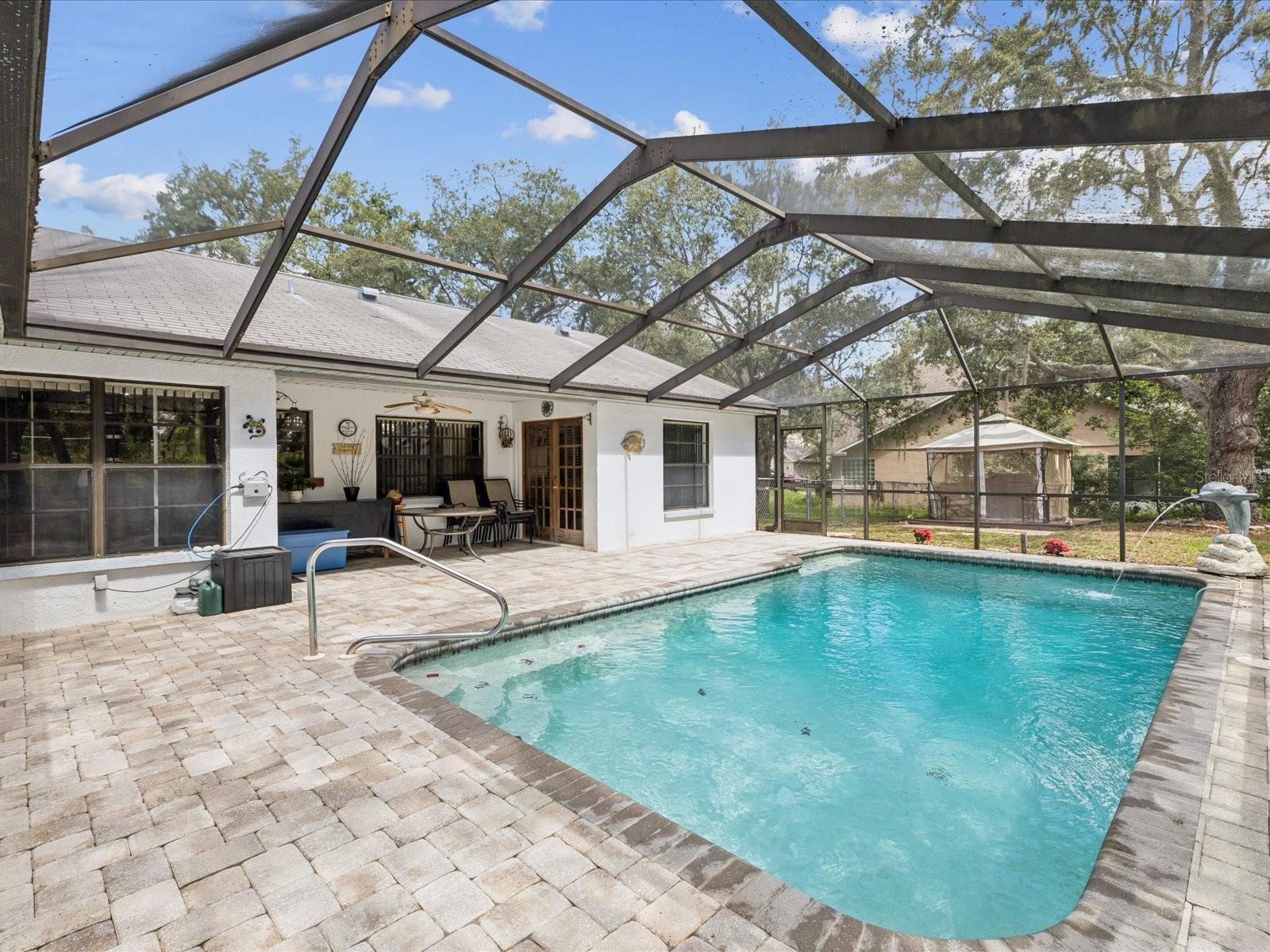 Image 34 of 44 For 2404 Knoll Drive