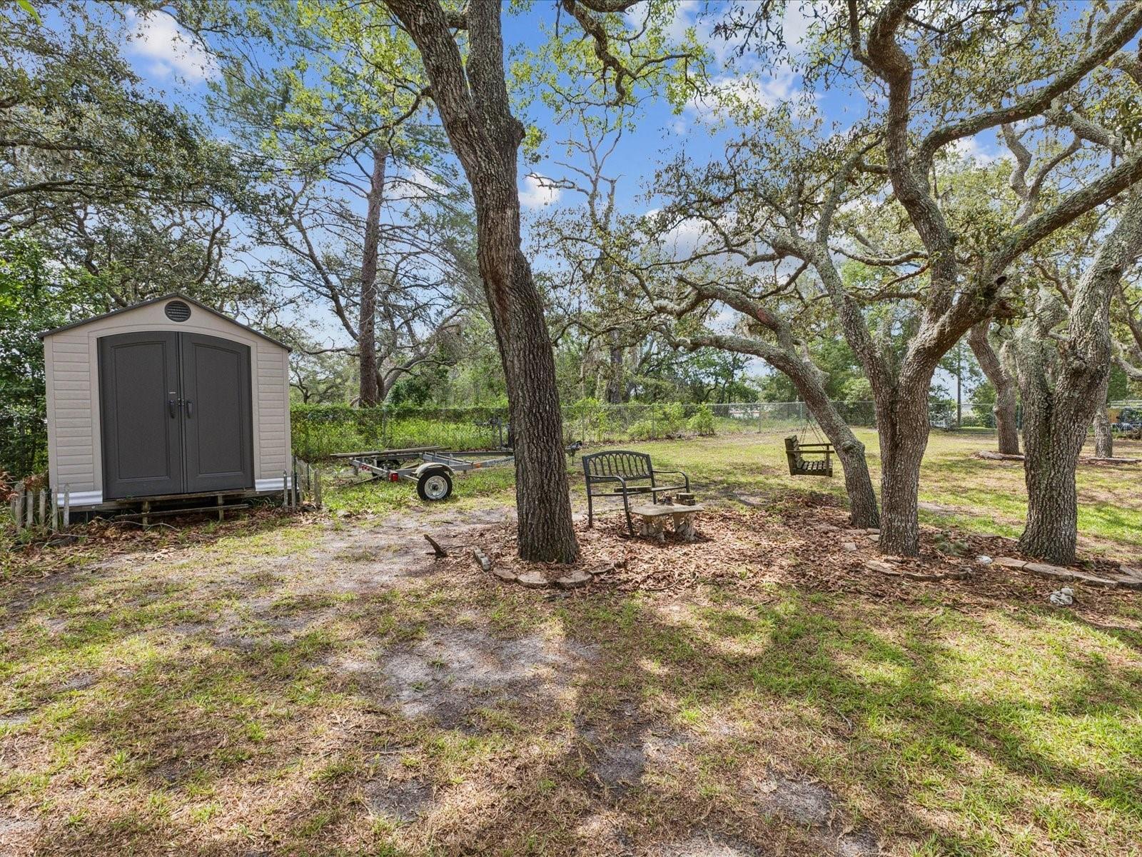 Image 35 of 44 For 2404 Knoll Drive
