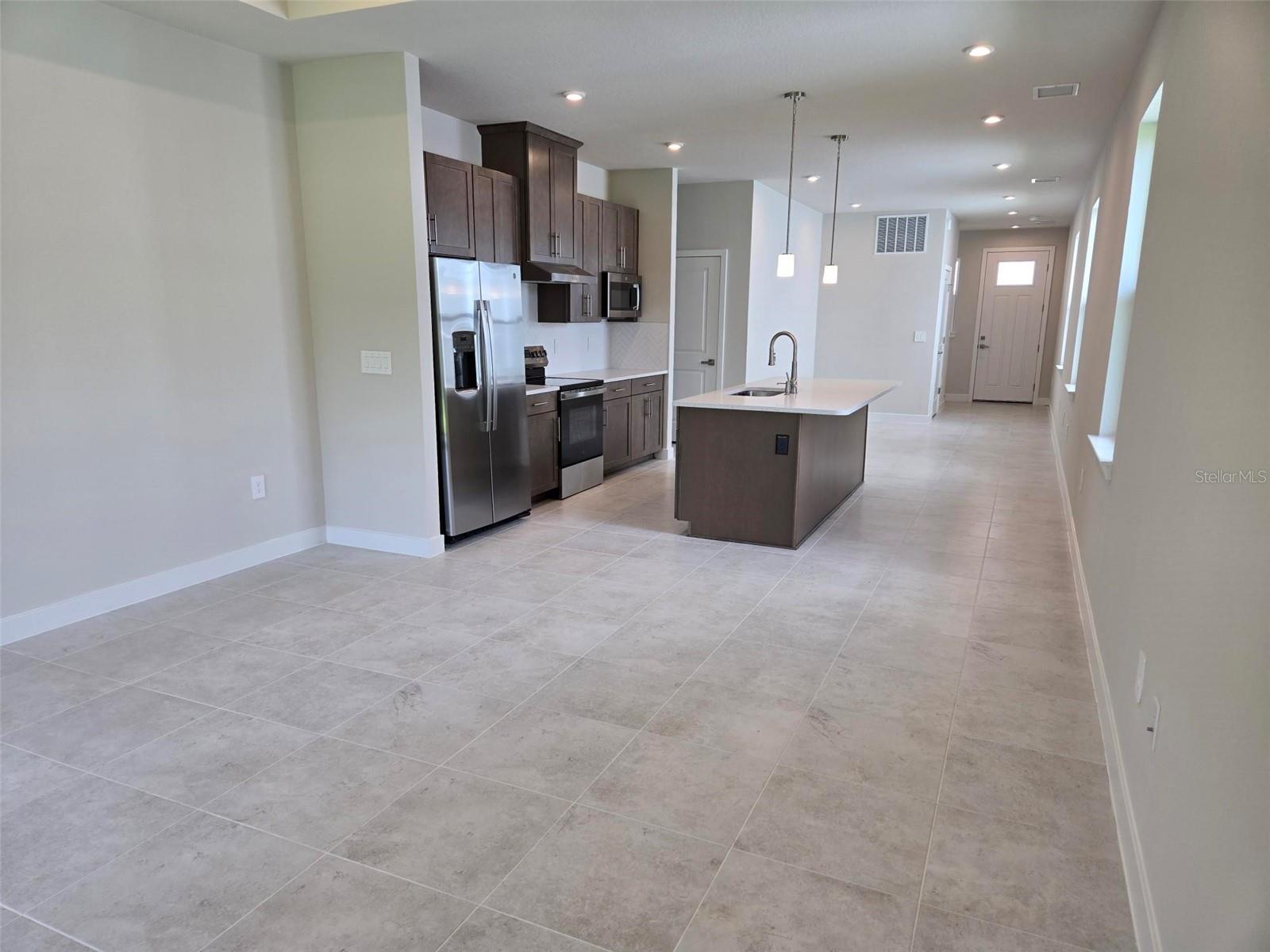 Image 6 of 14 For 14429 Maiden Terrace