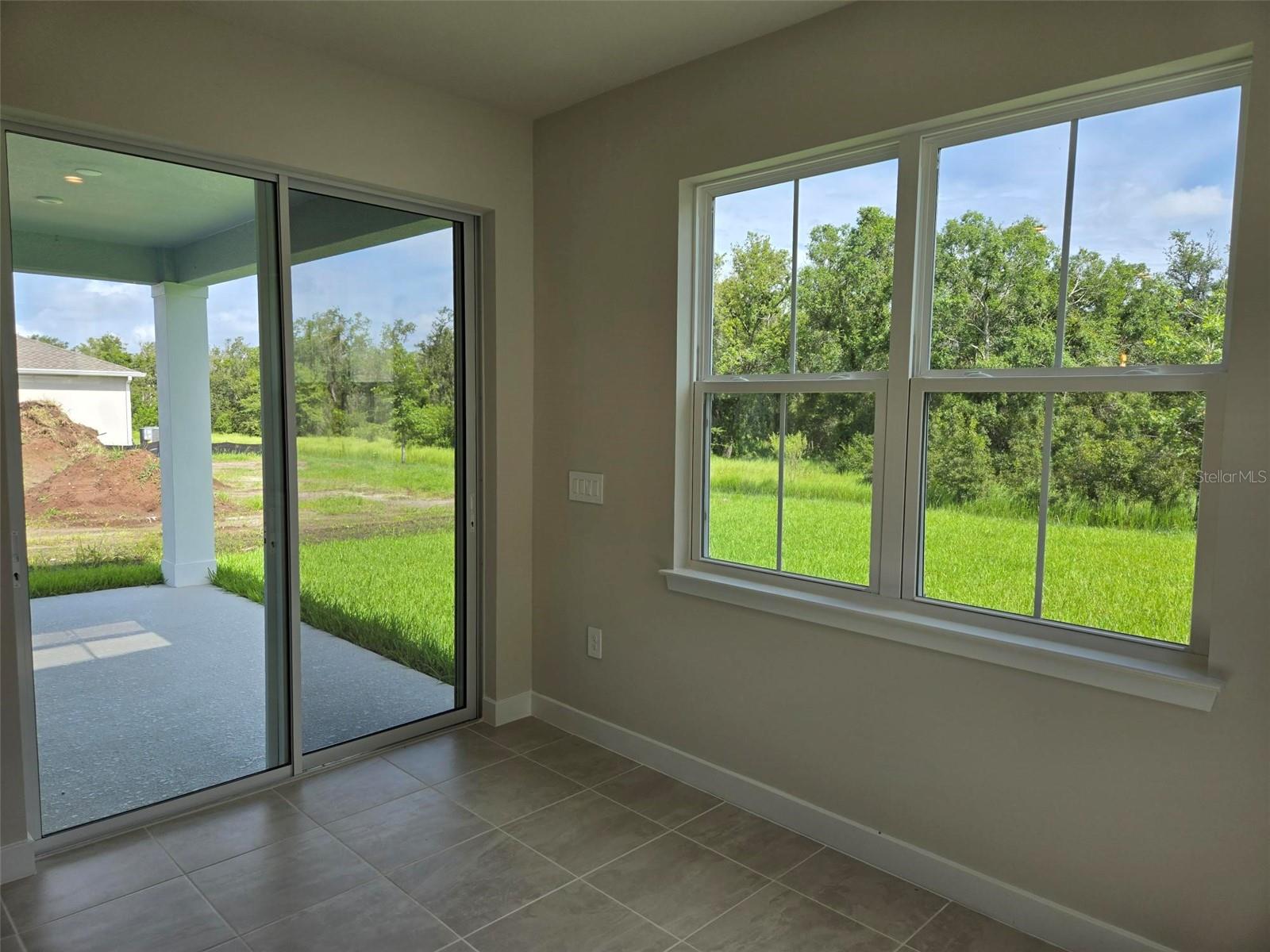 Image 10 of 18 For 14425 Maiden Terrace