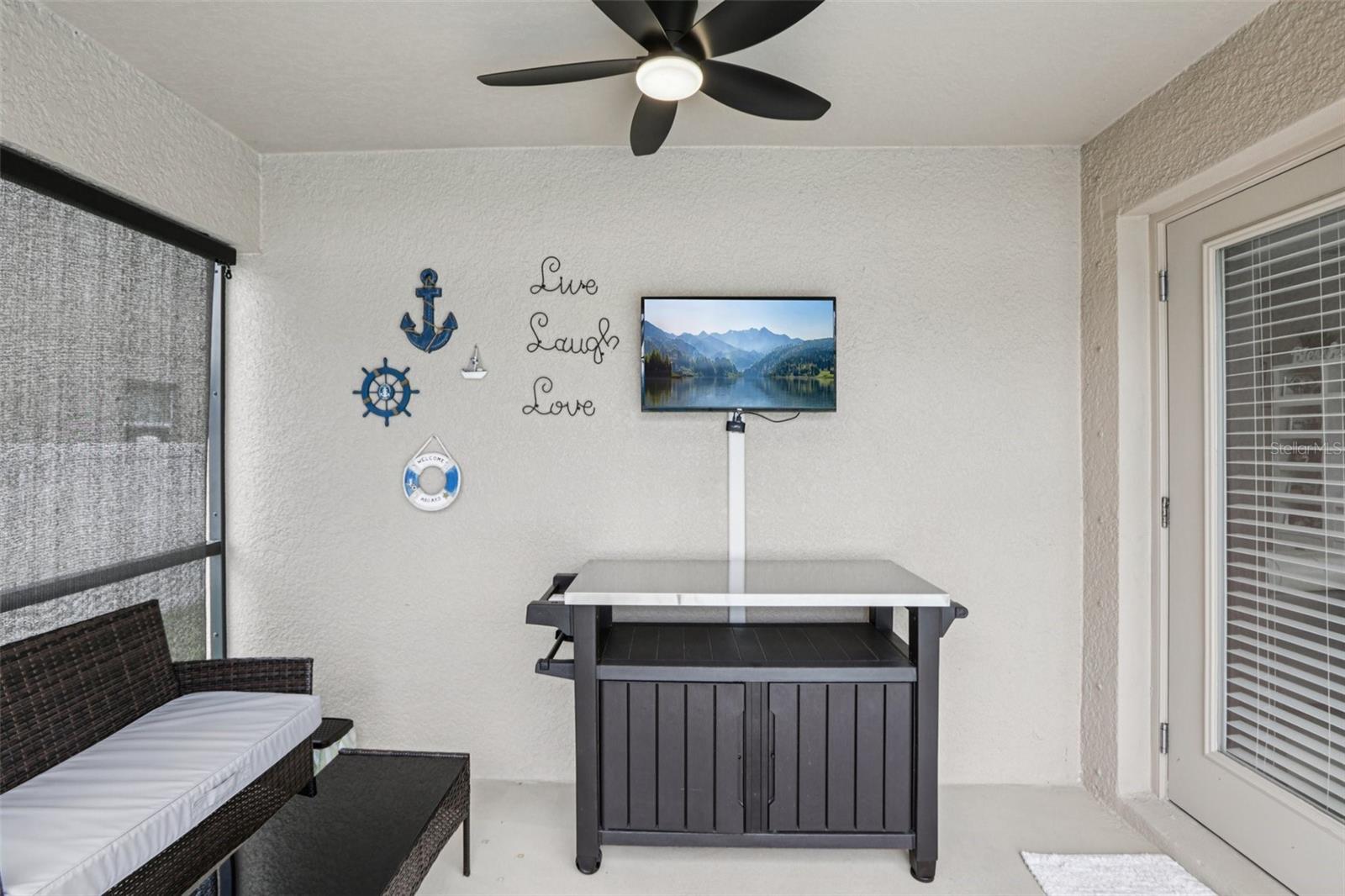 Image 11 of 22 For 18530 Dobson Drive