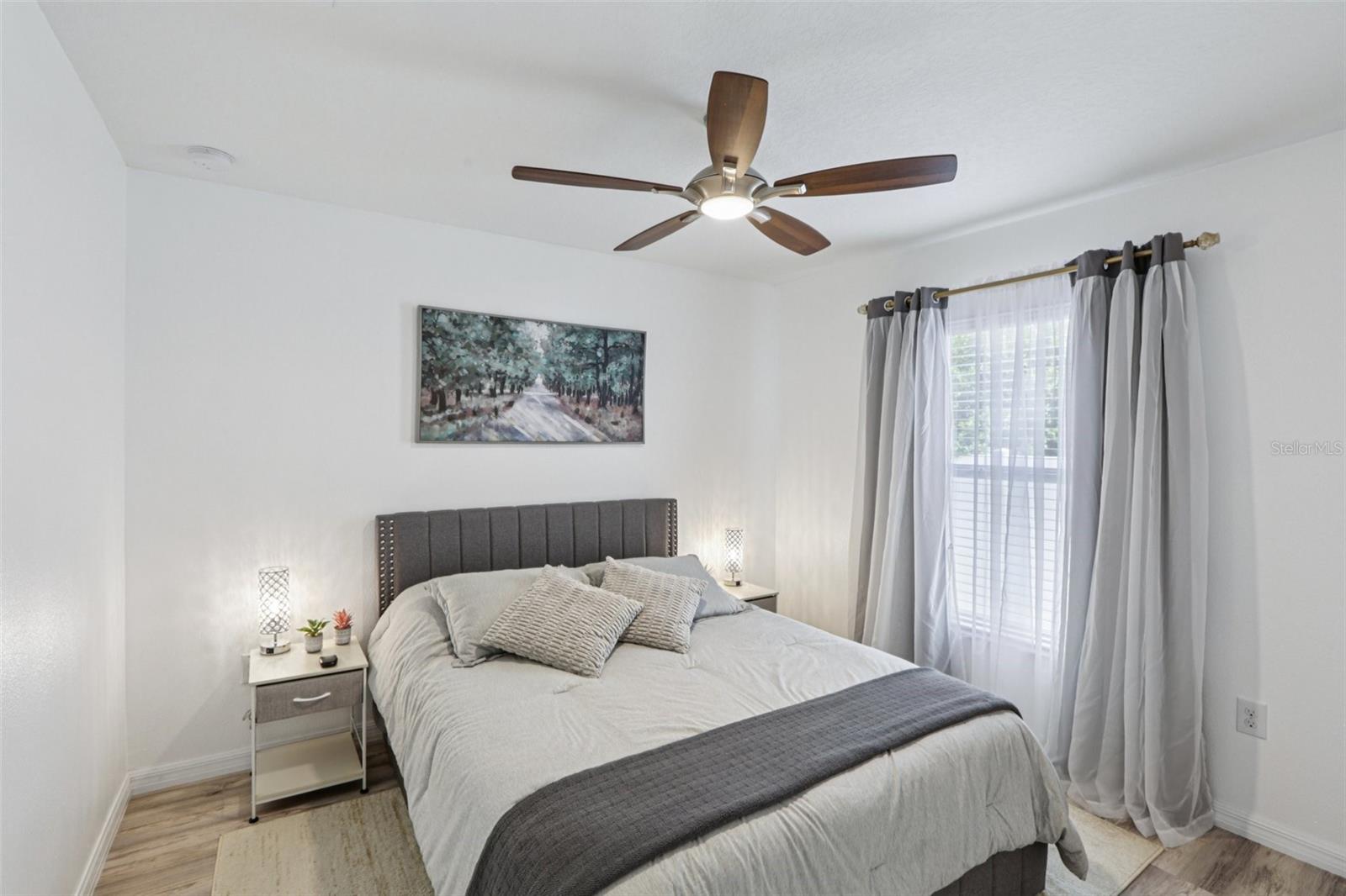 Image 14 of 22 For 18530 Dobson Drive