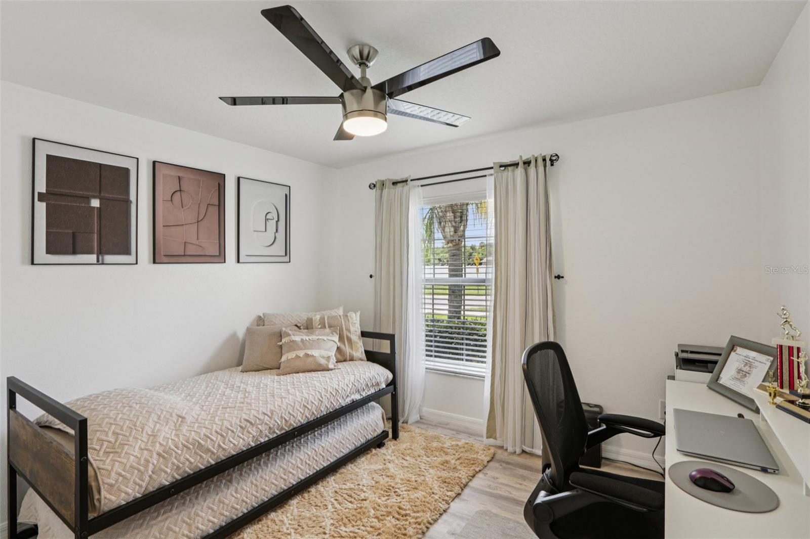 Image 15 of 22 For 18530 Dobson Drive