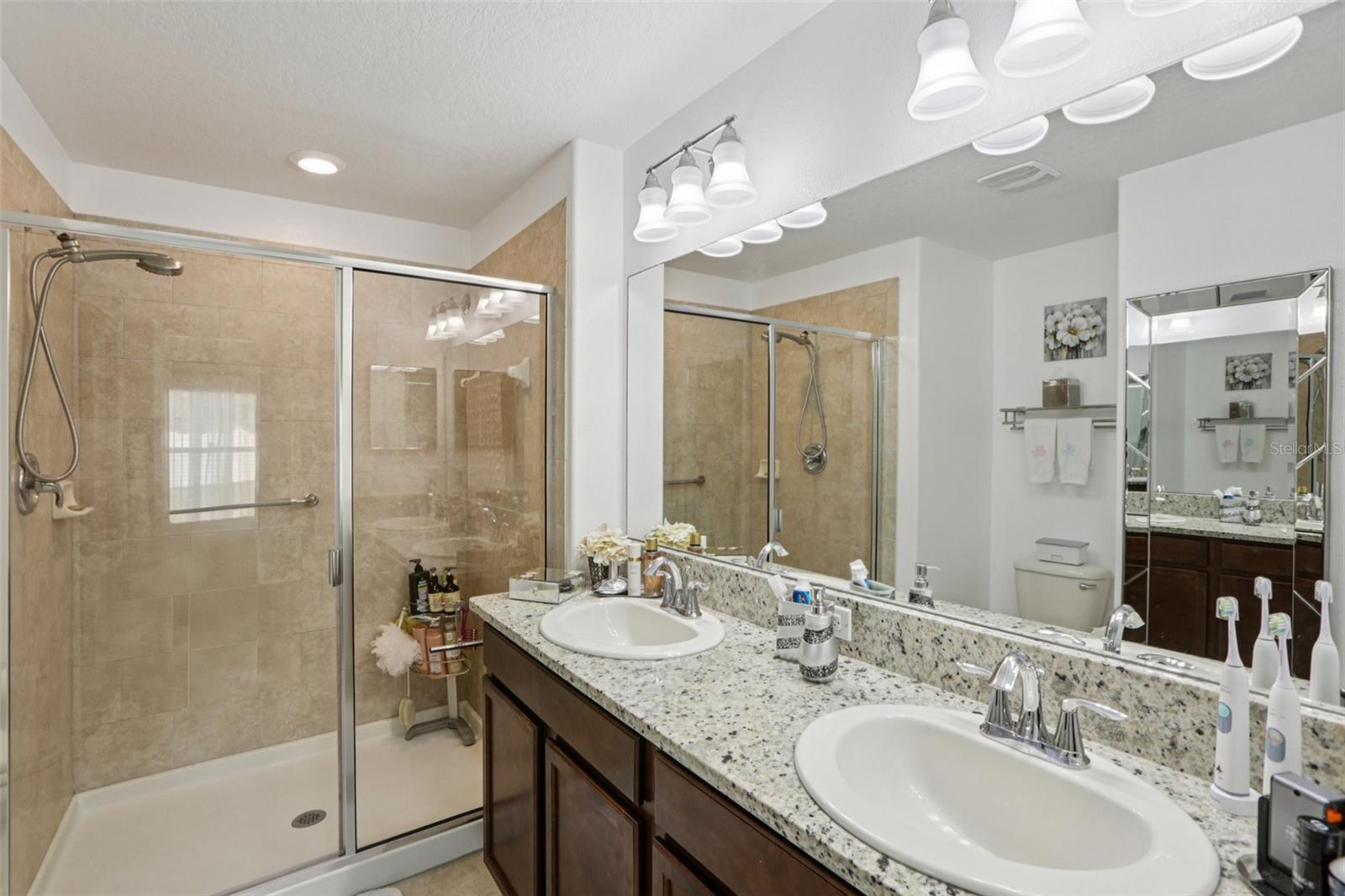 Image 17 of 22 For 18530 Dobson Drive