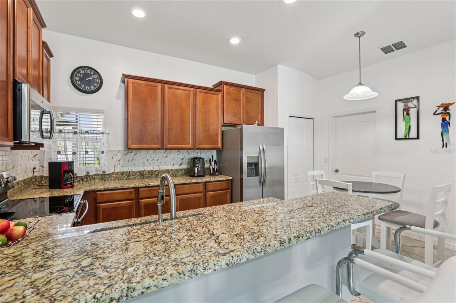 Image 7 of 22 For 18530 Dobson Drive