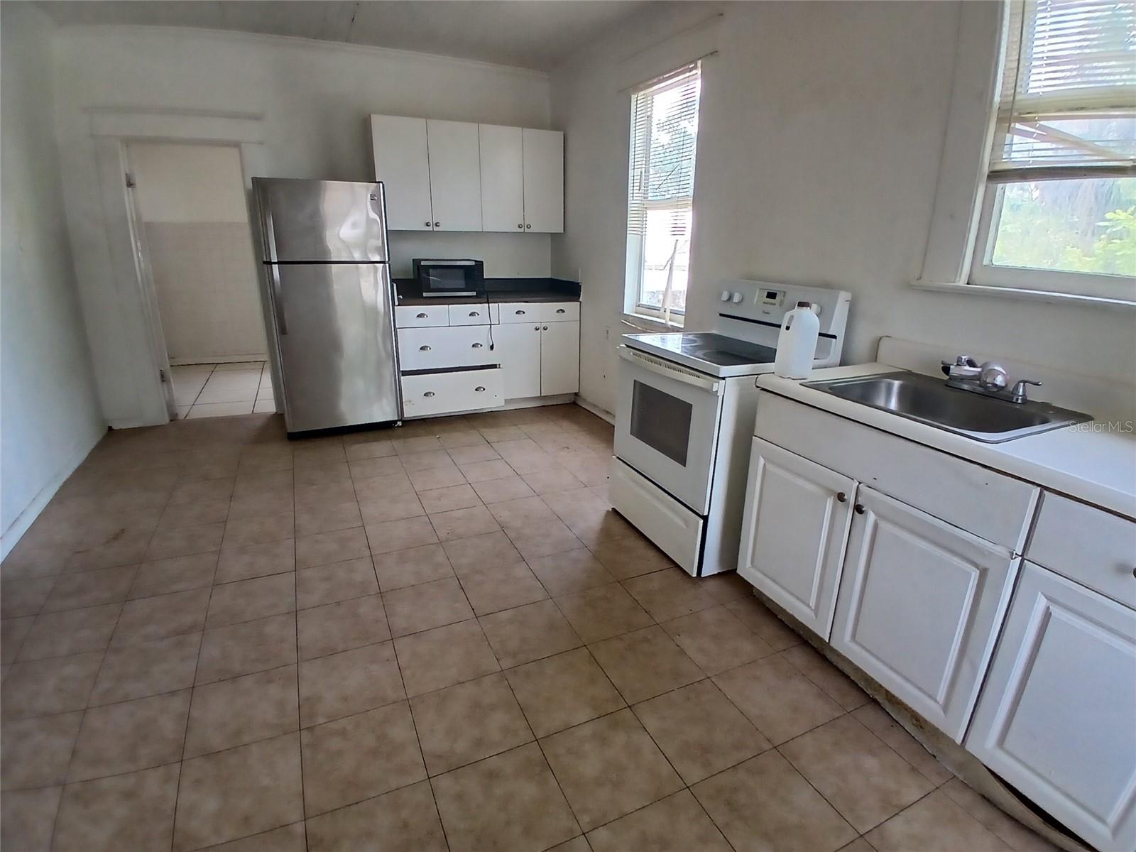 Image 13 of 14 For 923 20th Avenue