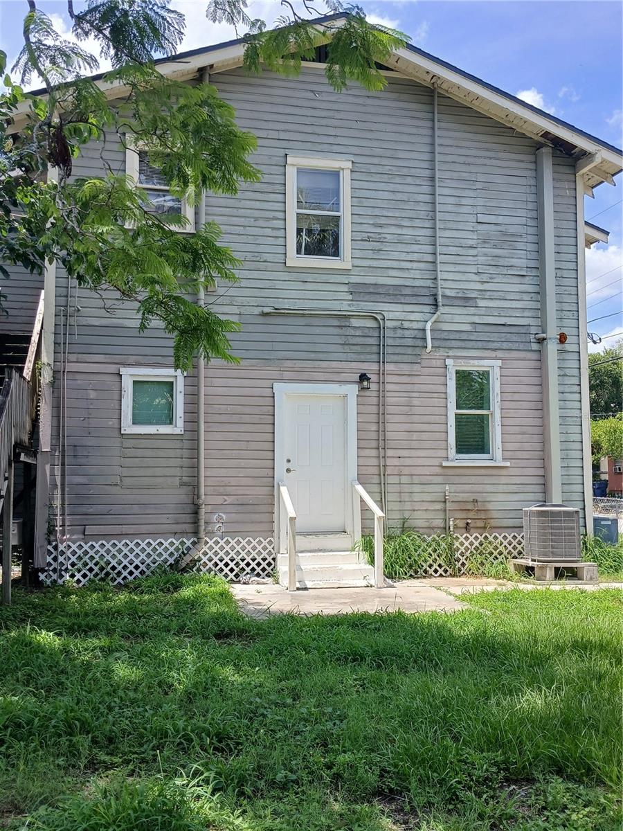 Image 2 of 14 For 923 20th Avenue