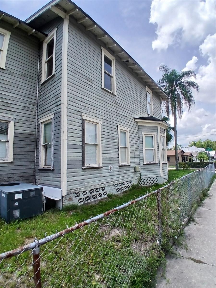 Image 5 of 14 For 923 20th Avenue