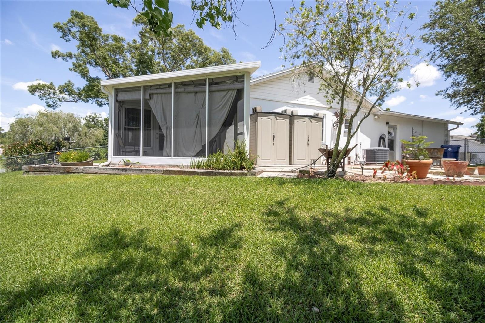 Image 34 of 57 For 7701 Anaheim Avenue
