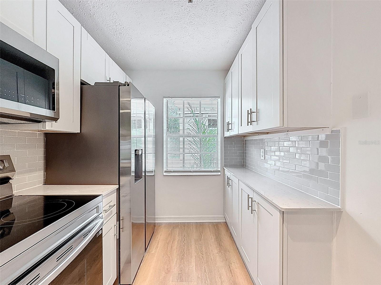 Image 15 of 64 For 3712 Trophy Boulevard 3712