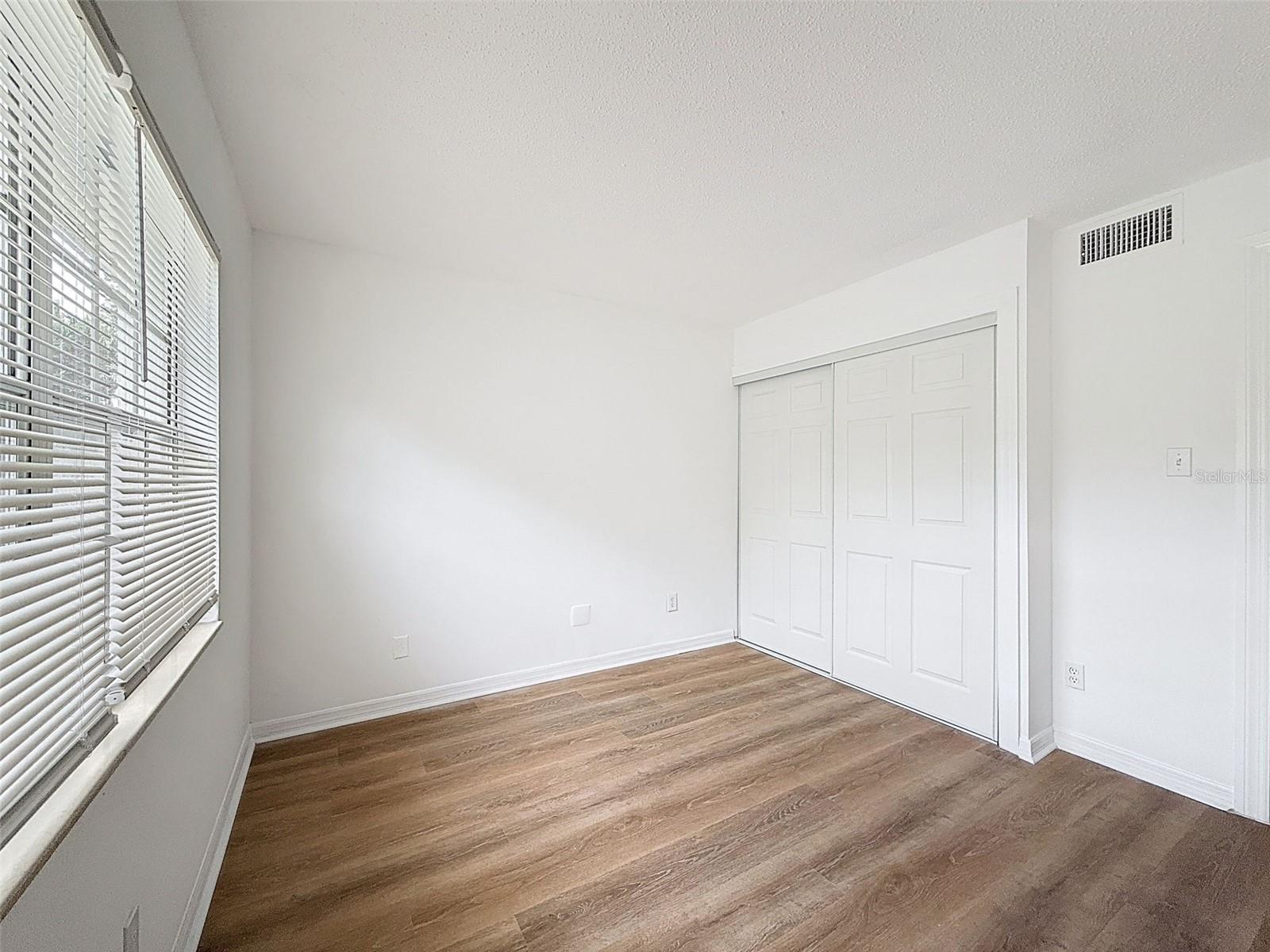 Image 21 of 64 For 3712 Trophy Boulevard 3712