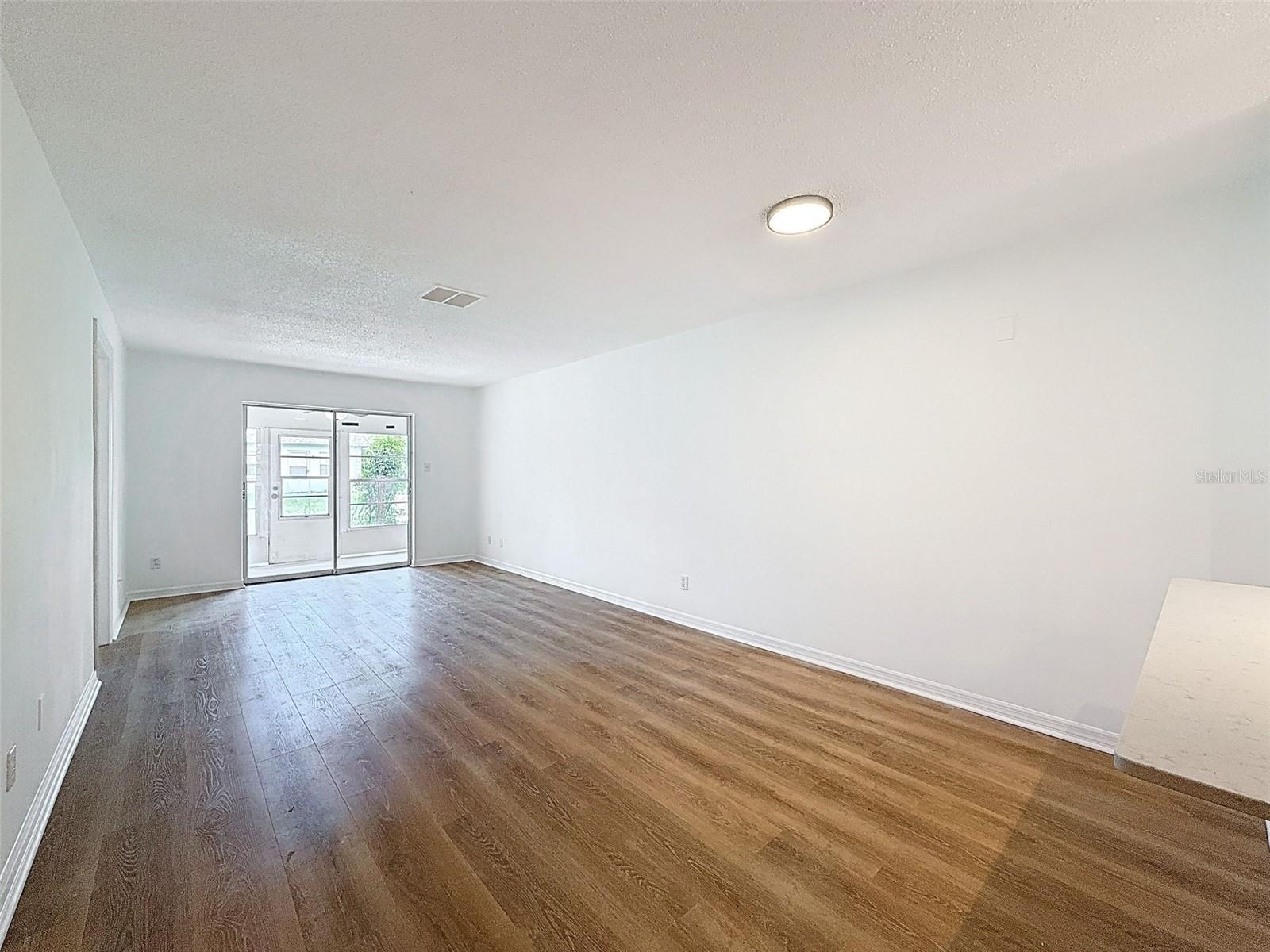 Image 29 of 64 For 3712 Trophy Boulevard 3712
