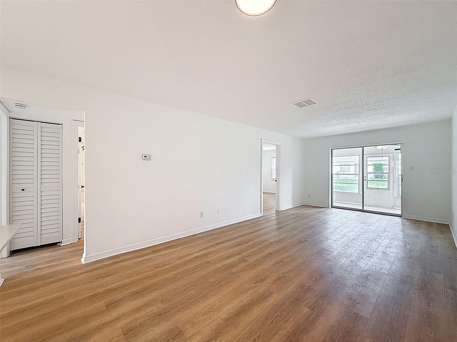 Image 30 of 64 For 3712 Trophy Boulevard 3712