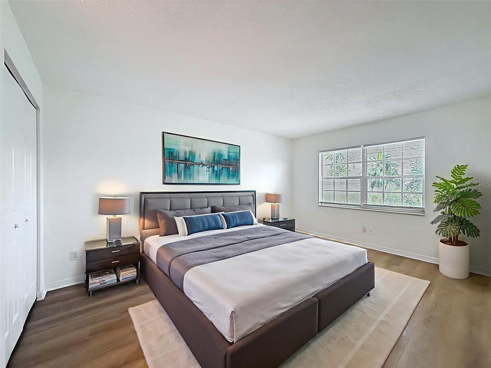 Image 32 of 64 For 3712 Trophy Boulevard 3712