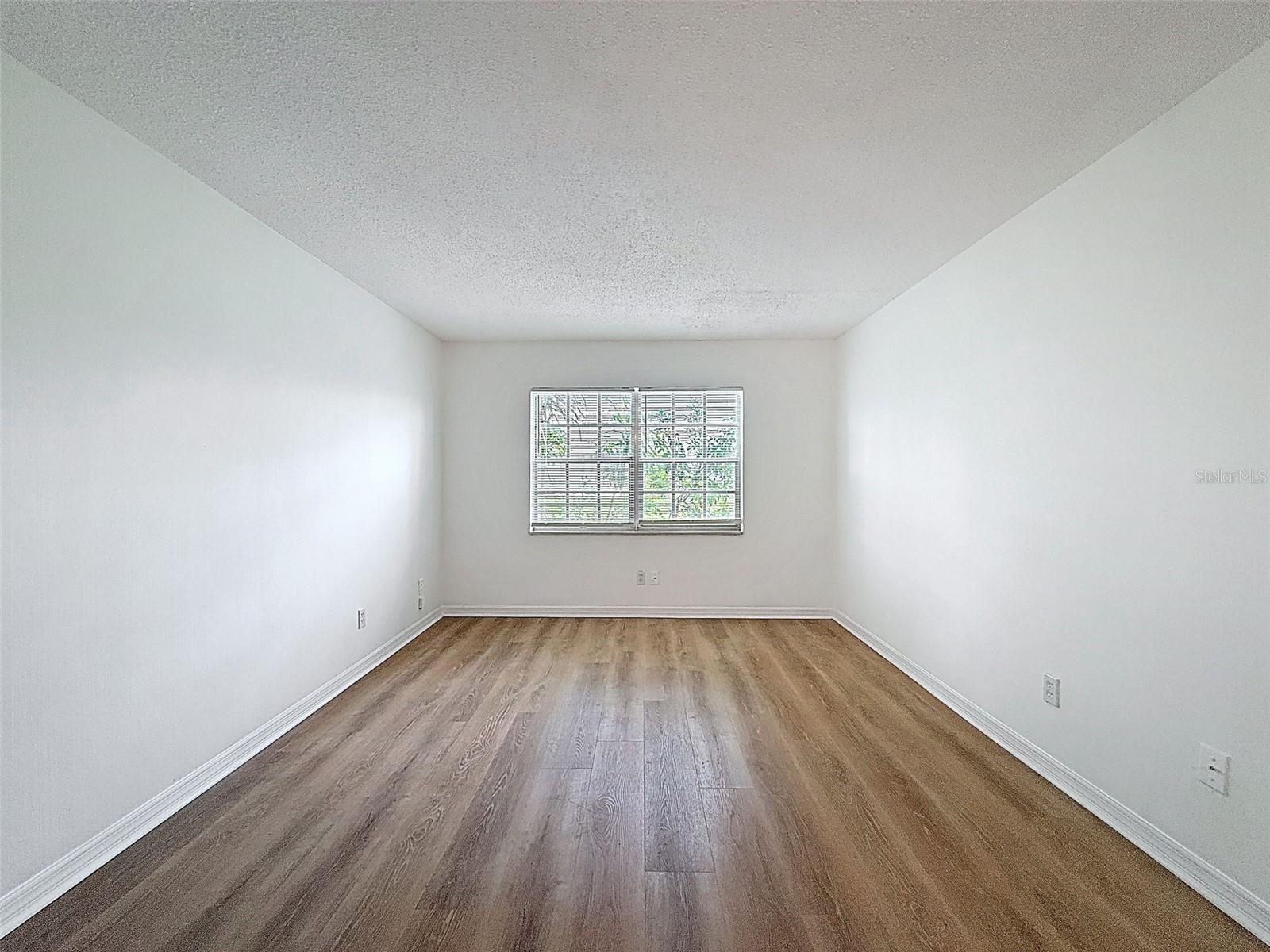 Image 34 of 64 For 3712 Trophy Boulevard 3712