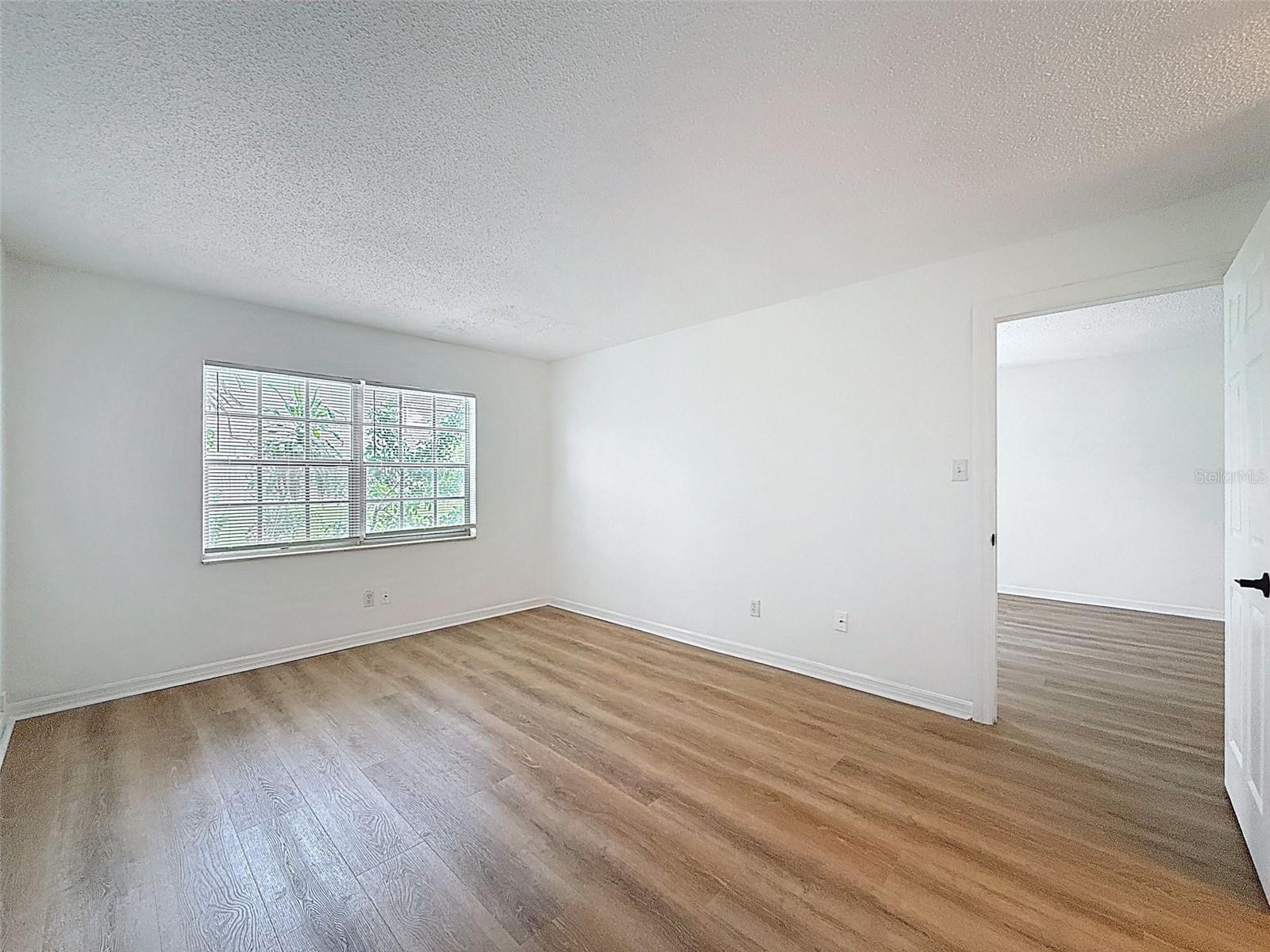 Image 35 of 64 For 3712 Trophy Boulevard 3712