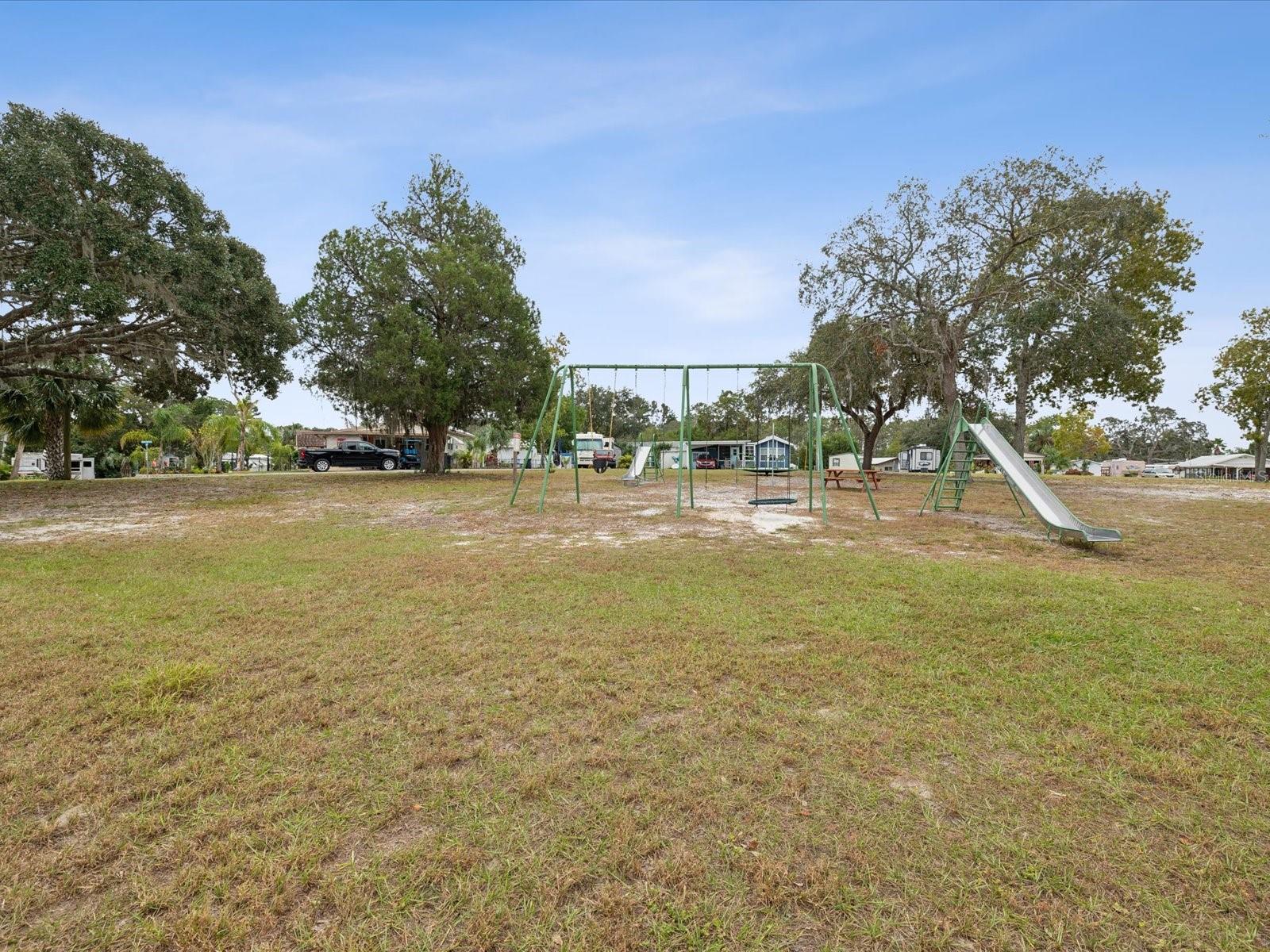 Image 60 of 67 For 9379 Grizzly Bear Lane
