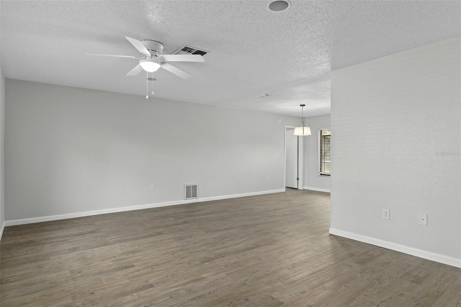 Image 6 of 51 For 2152 Danforth Road