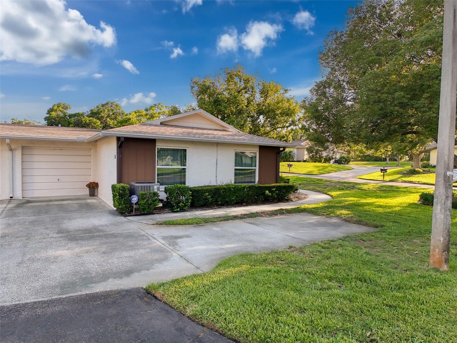 Image 61 of 82 For 8130 Bugle Court 3