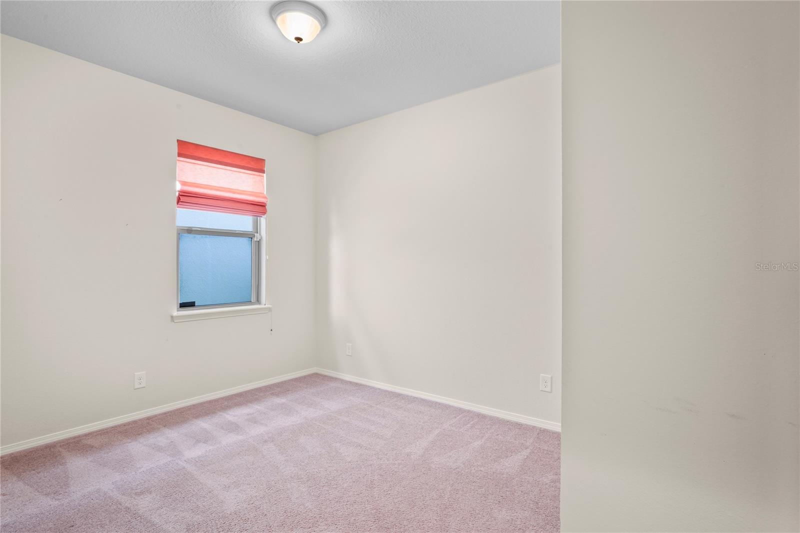Image 29 of 71 For 758 Alpine Thistle Drive