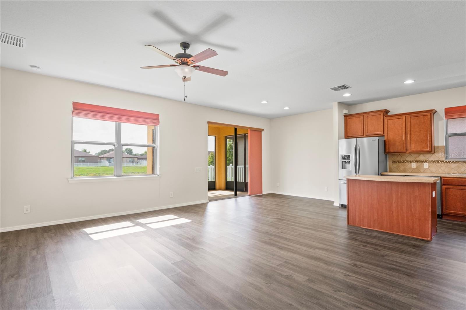 Image 8 of 71 For 758 Alpine Thistle Drive