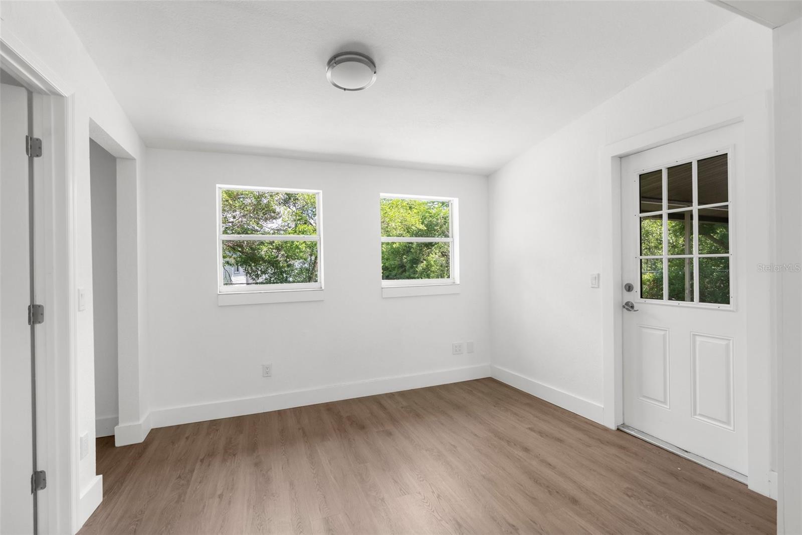 Image 11 of 24 For 7192 Catalina Street
