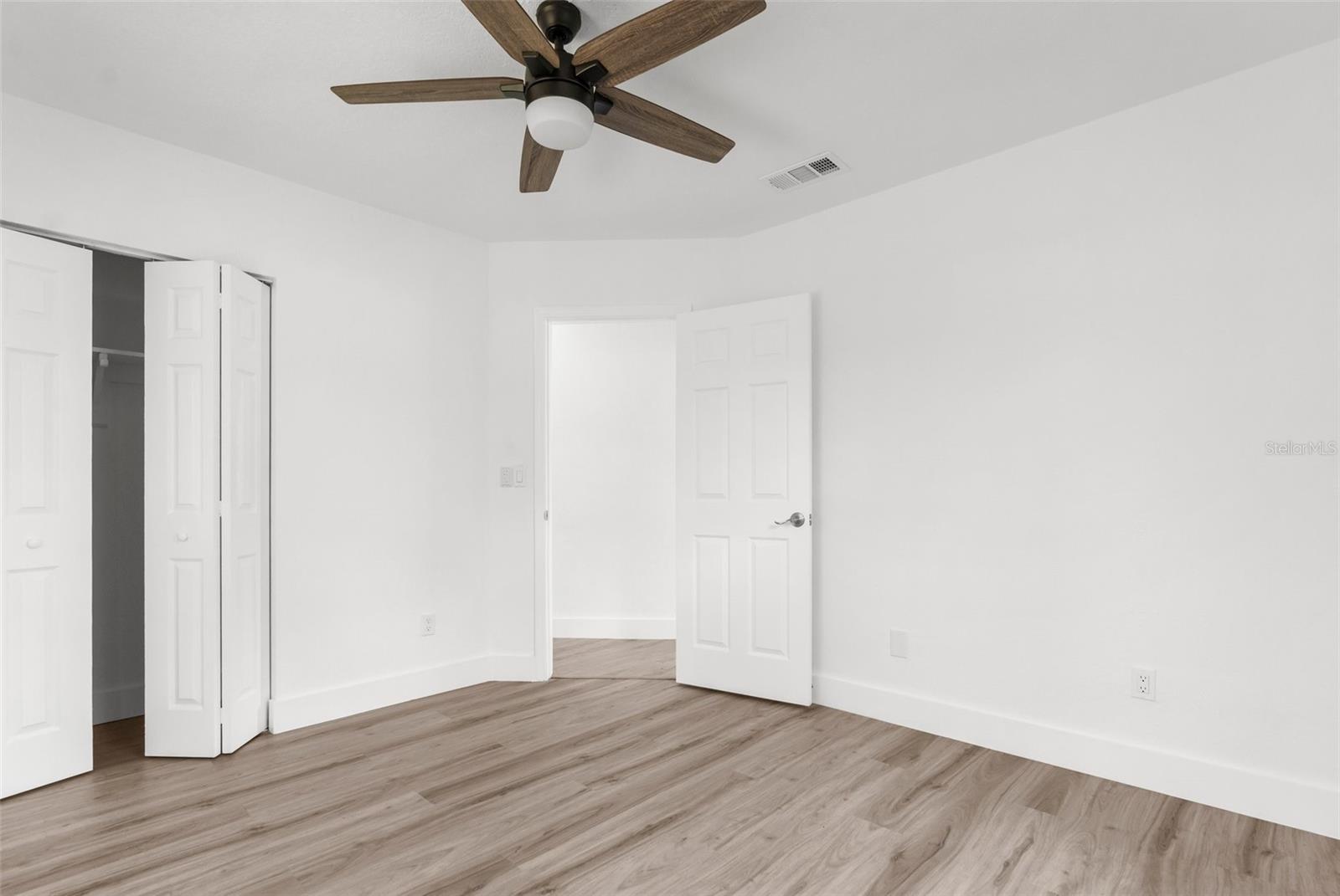 Image 15 of 24 For 7192 Catalina Street