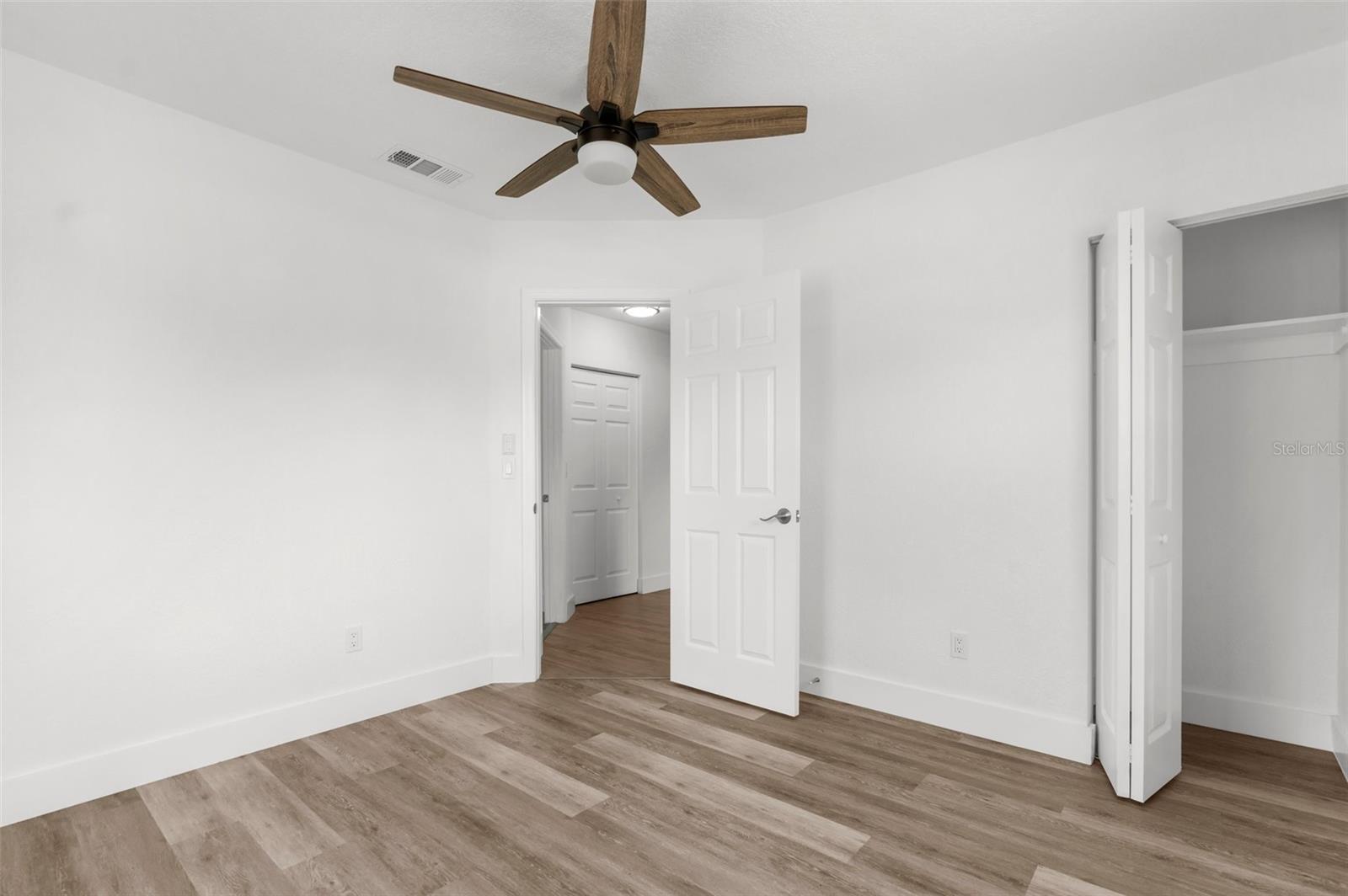 Image 17 of 24 For 7192 Catalina Street