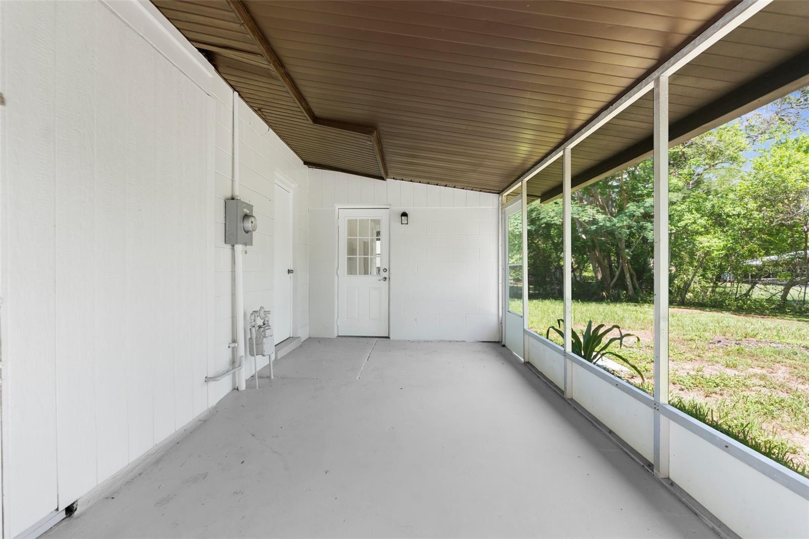 Image 19 of 24 For 7192 Catalina Street