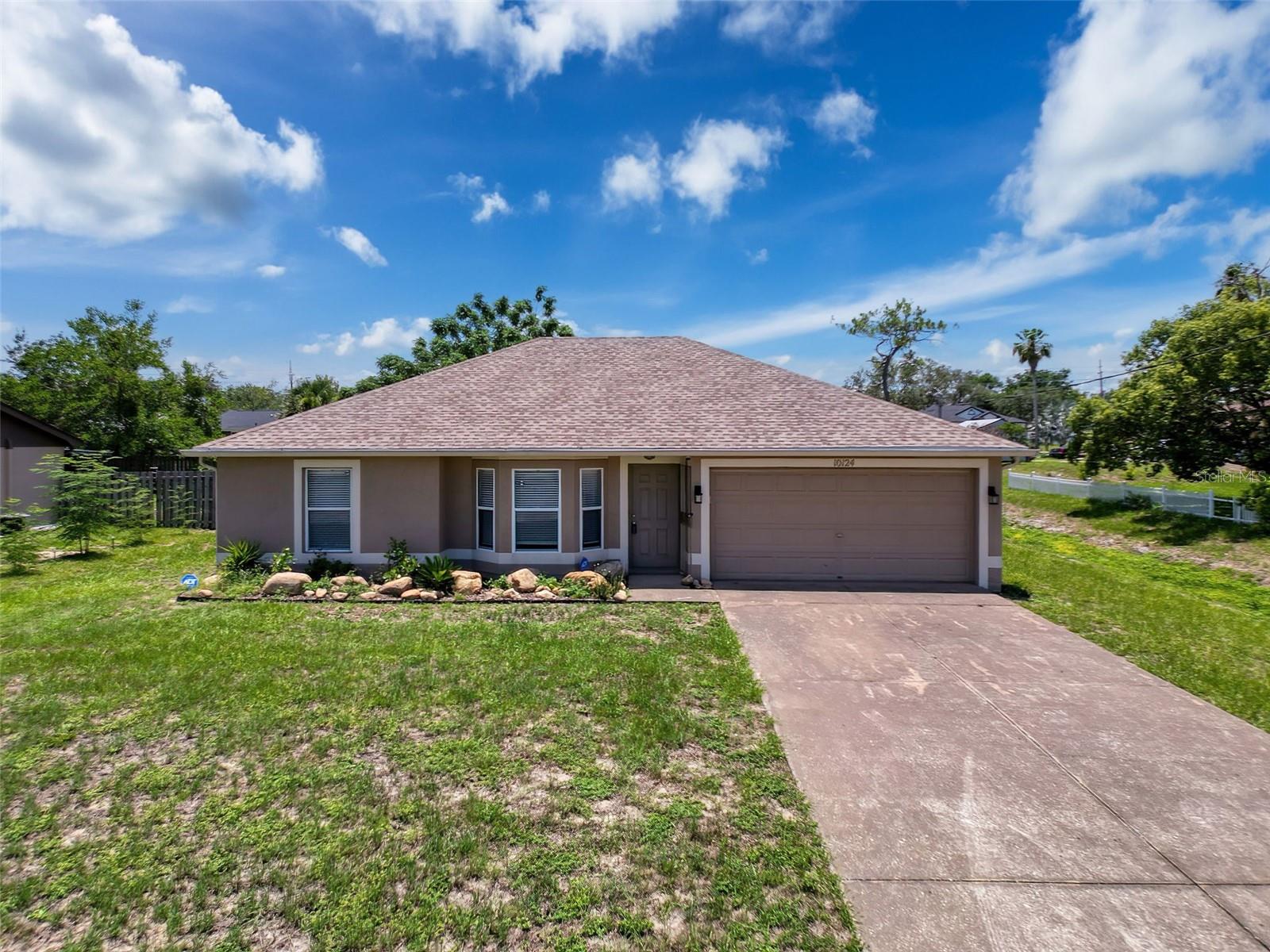 Image 2 of 42 For 10124 Heathcliff Street