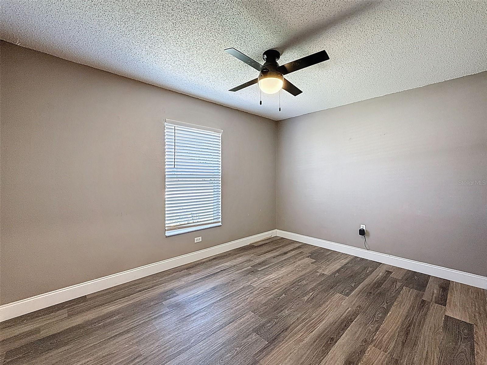 Image 22 of 42 For 10124 Heathcliff Street