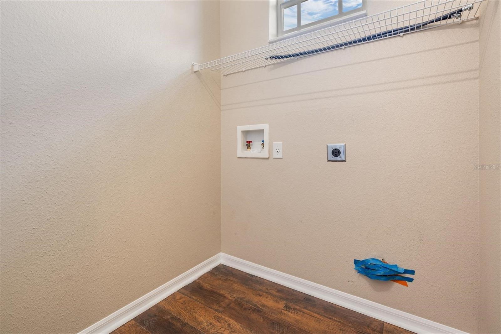 Image 22 of 66 For 10115 Ringling Street