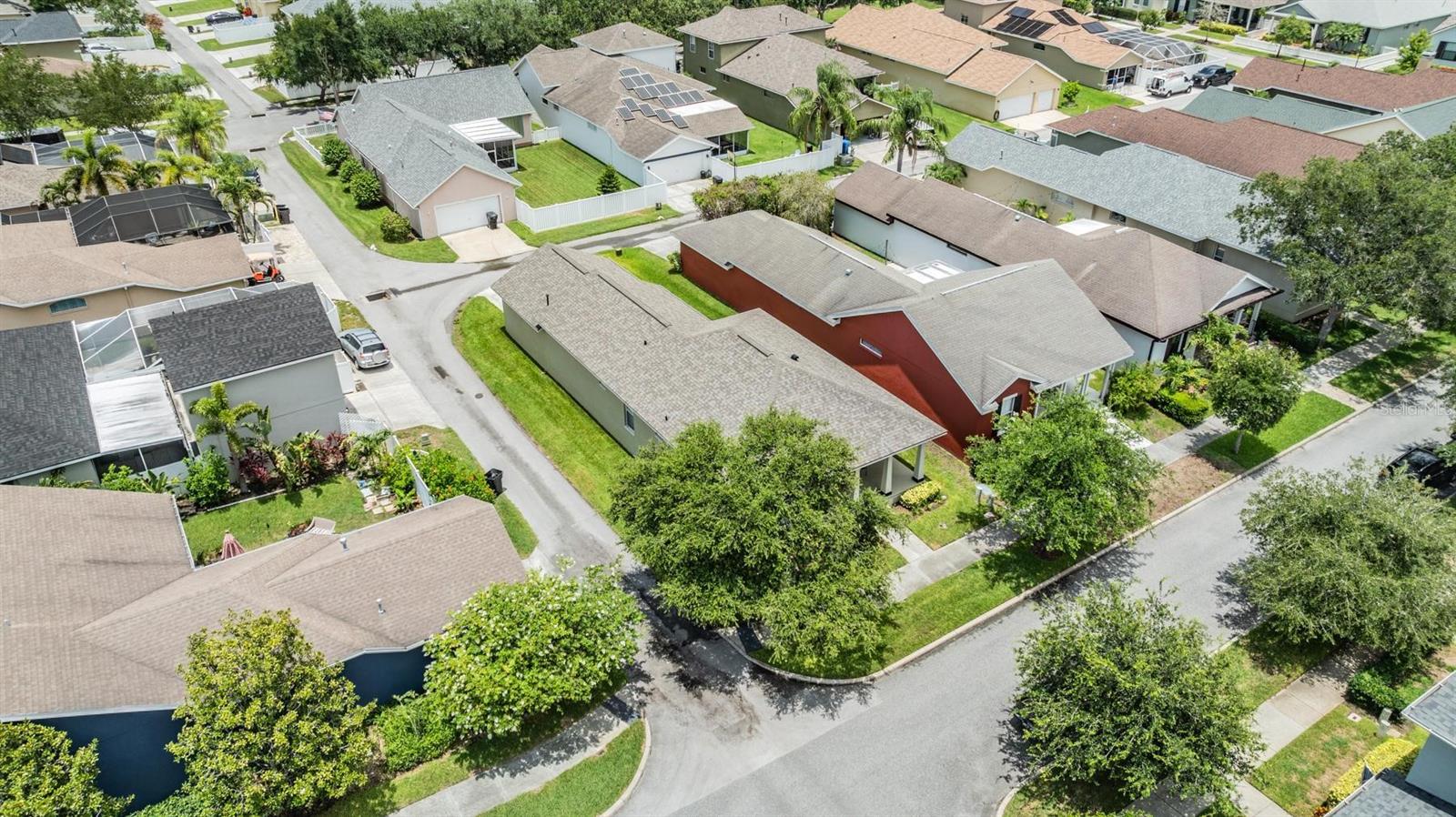 Image 30 of 66 For 10115 Ringling Street
